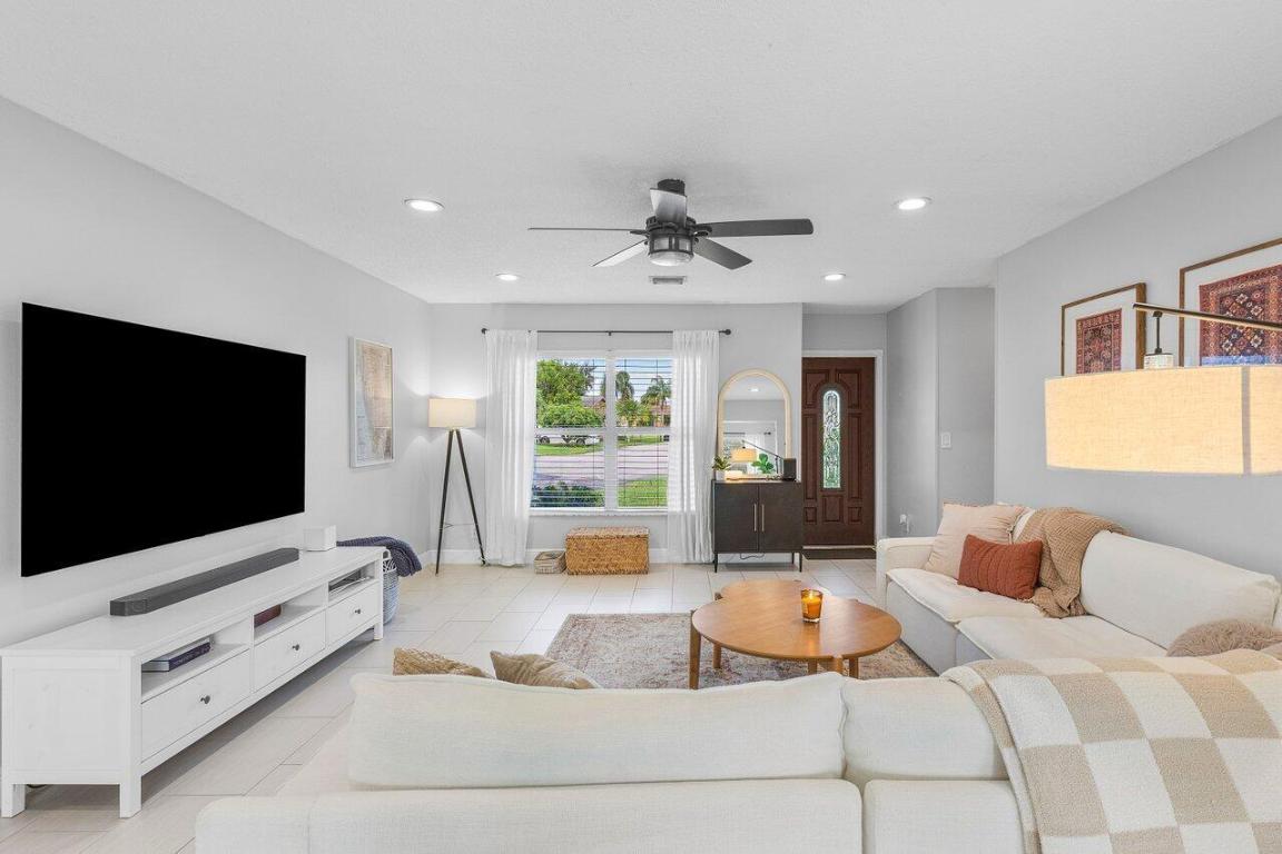 4180 Pine Aire Drive