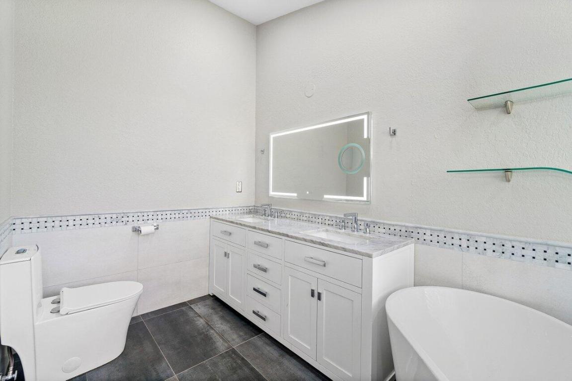 9498 Boca River Circle