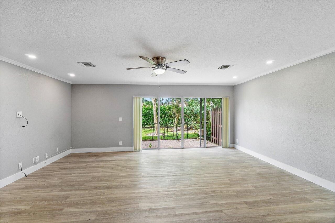 9498 Boca River Circle