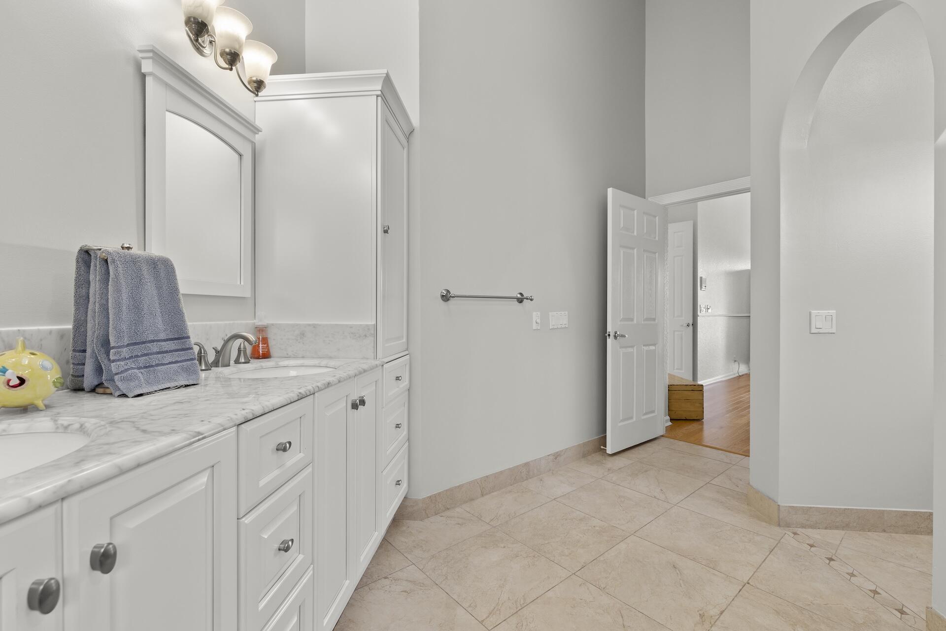 3331 NW 53rd Circle