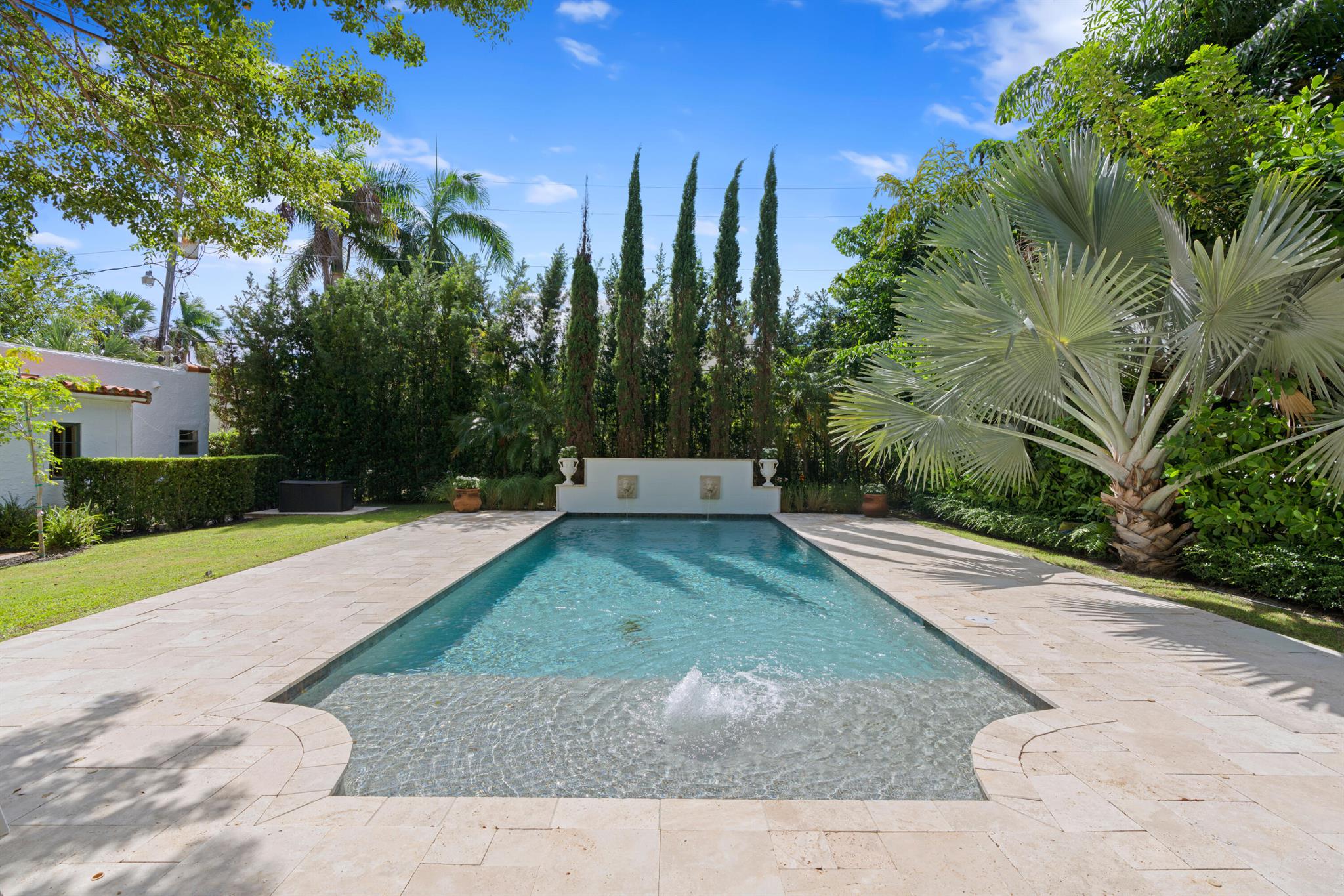 308 Barcelona Road