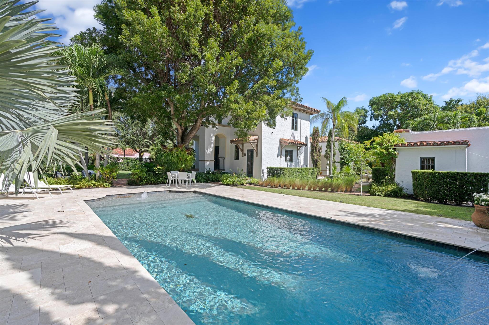 308 Barcelona Road