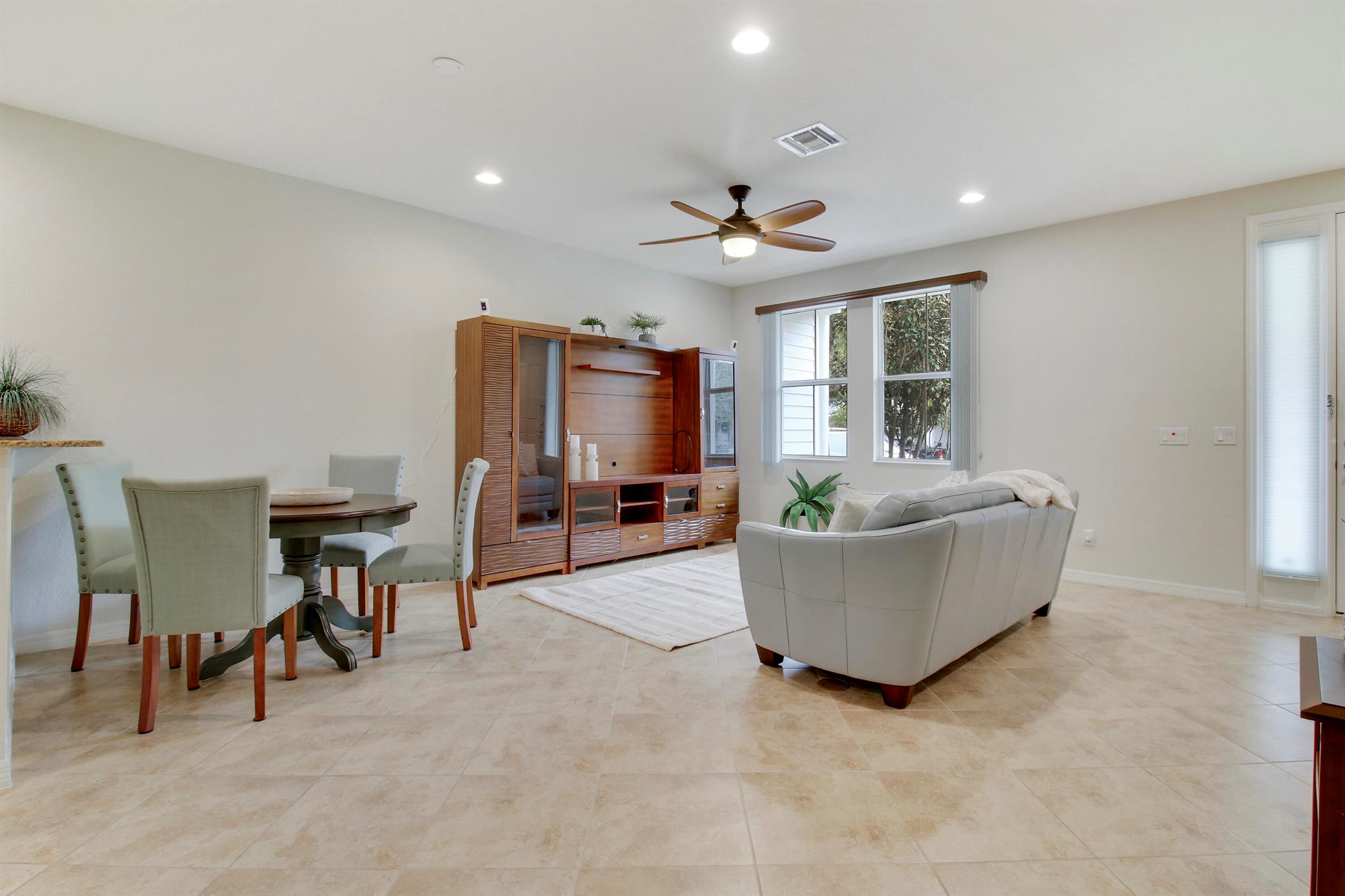 1177 Dakota Drive 1177