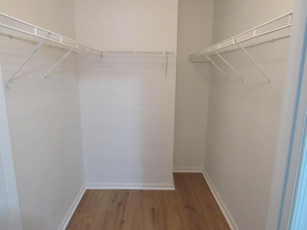 4515 Oak Terrace Drive