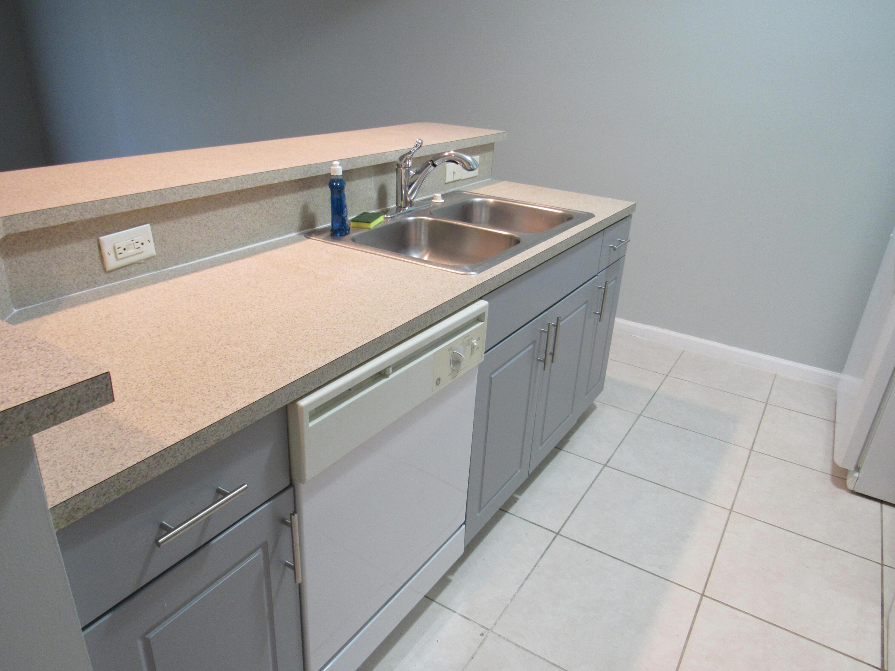 4515 Oak Terrace Drive