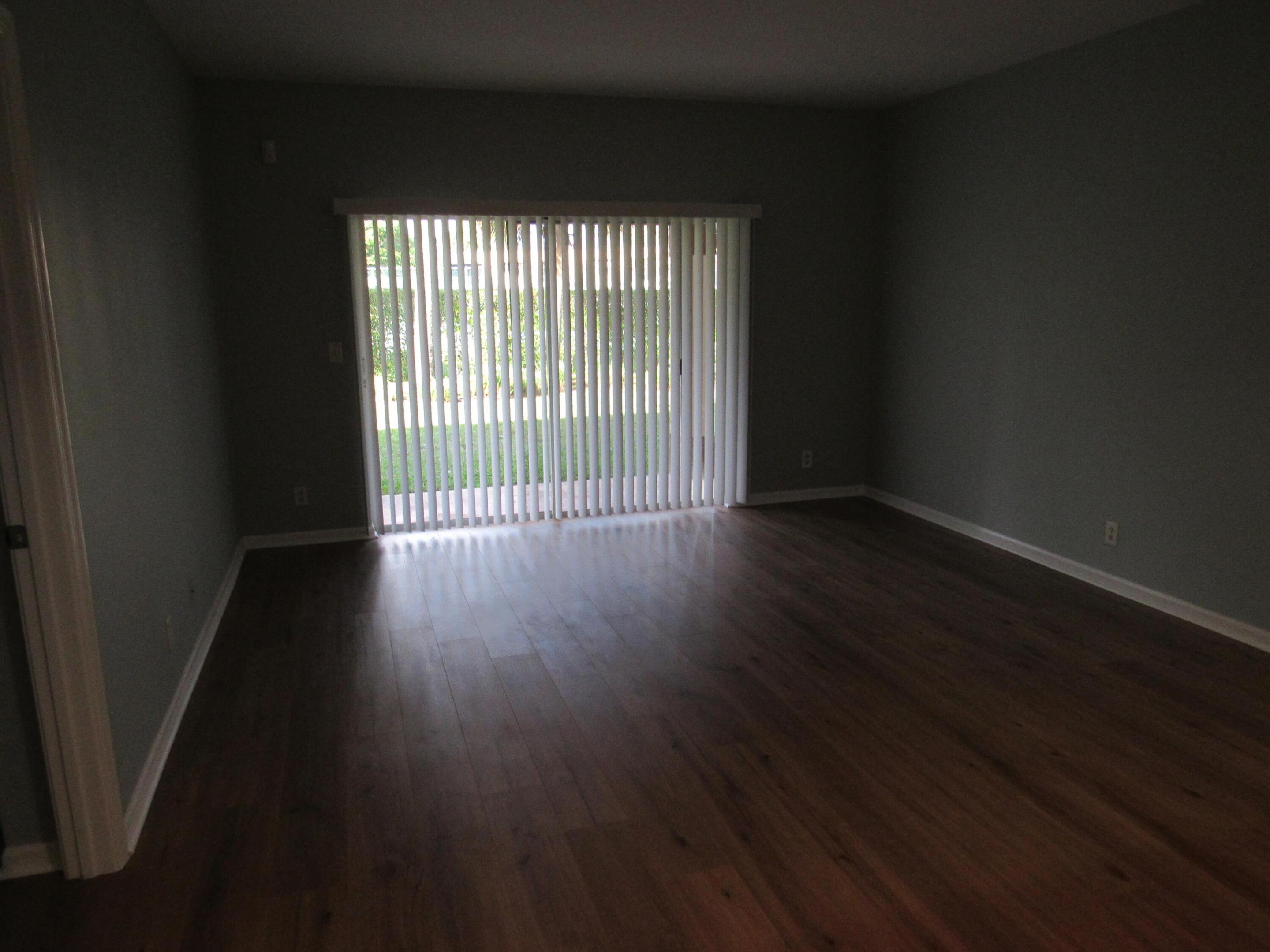 4515 Oak Terrace Drive