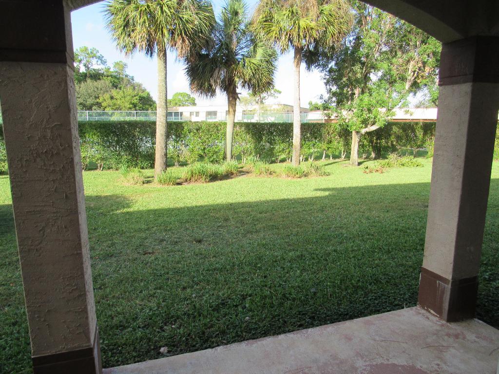 4515 Oak Terrace Drive