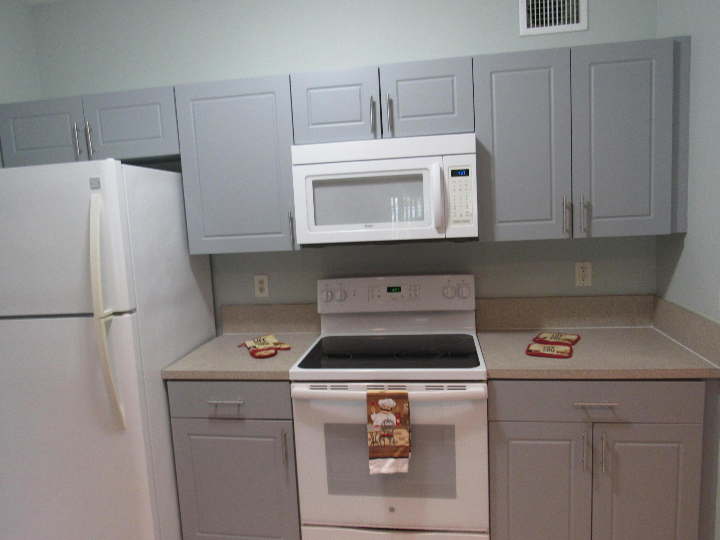 4515 Oak Terrace Drive