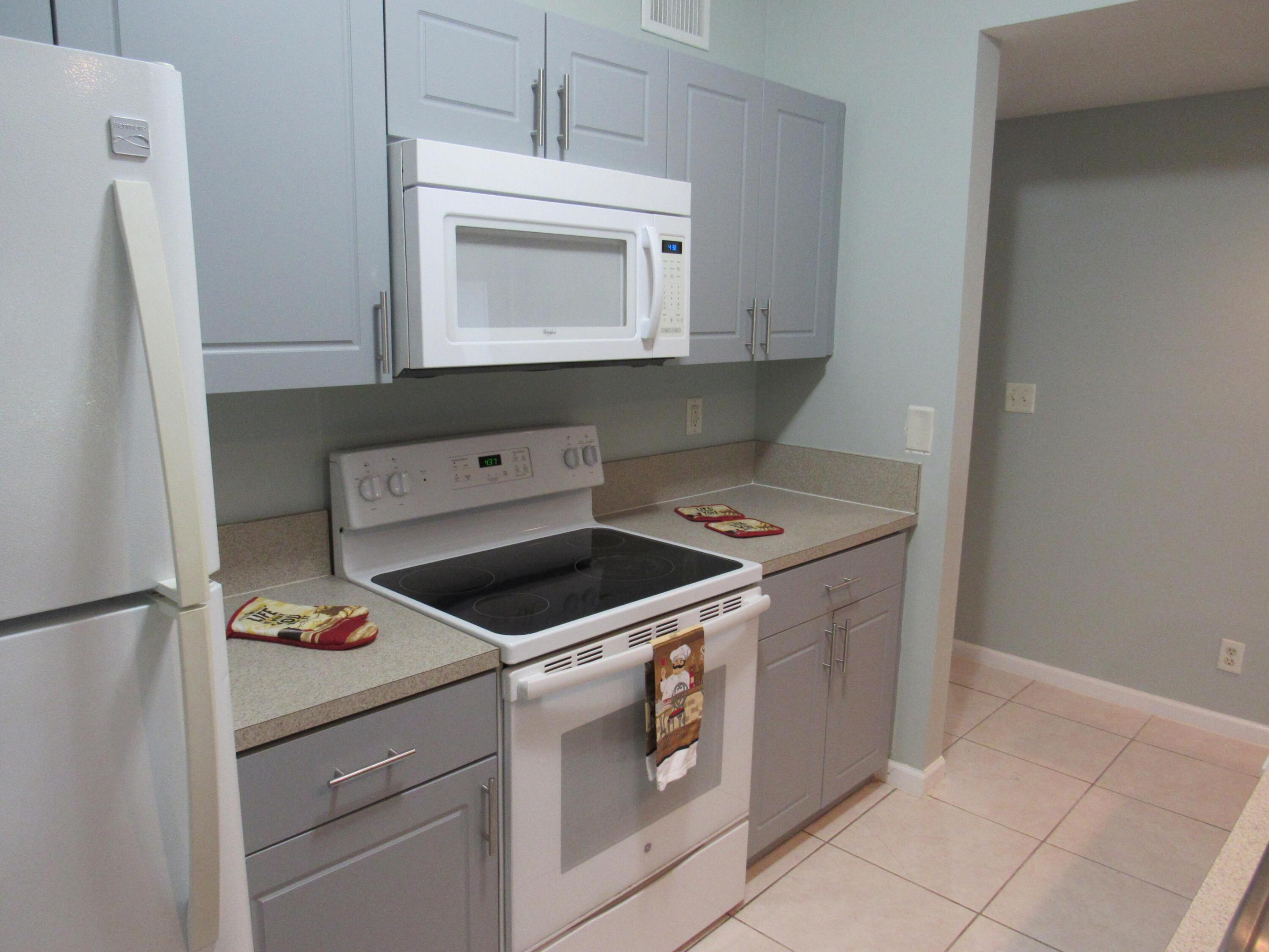 4515 Oak Terrace Drive