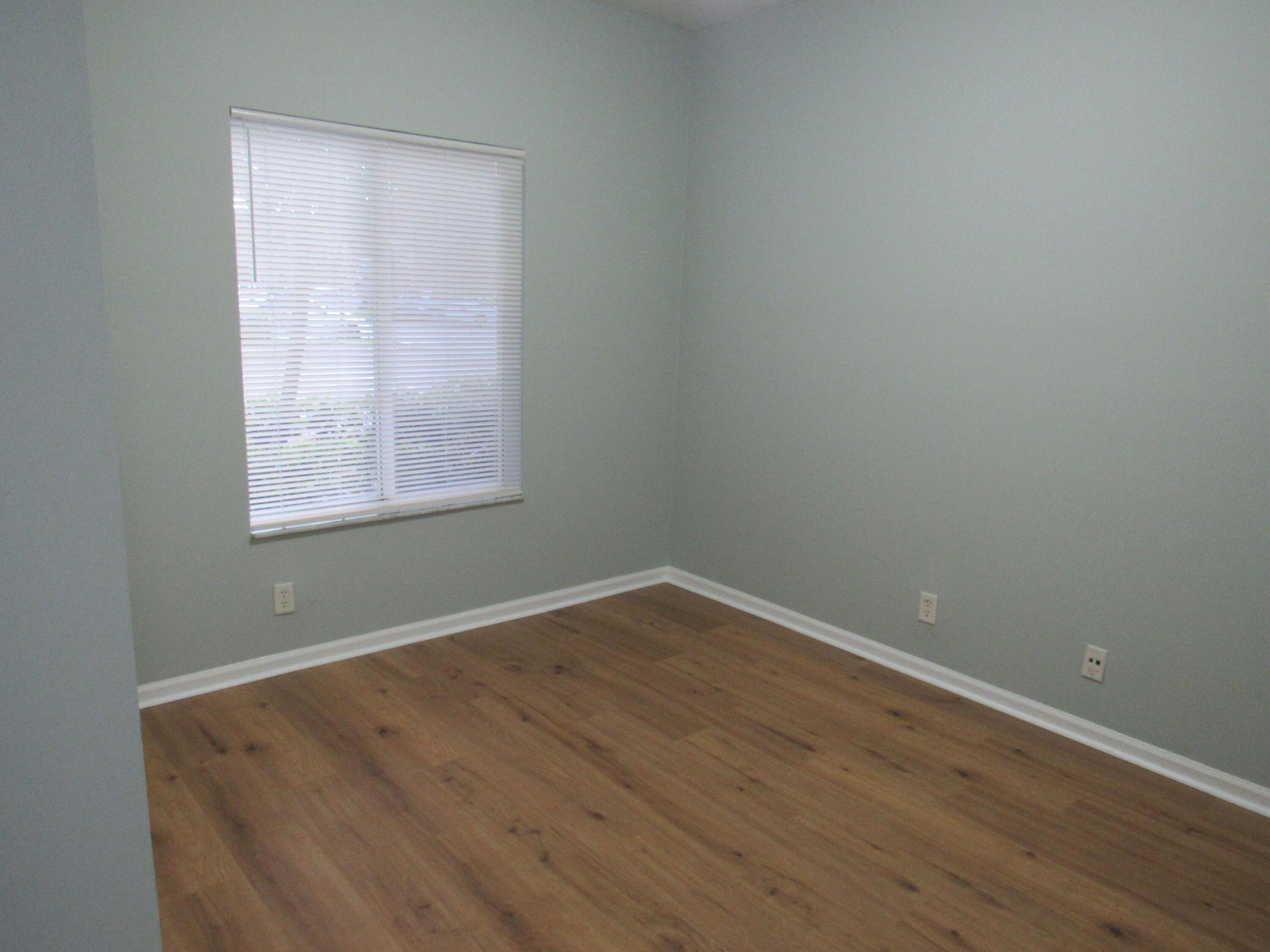 4515 Oak Terrace Drive