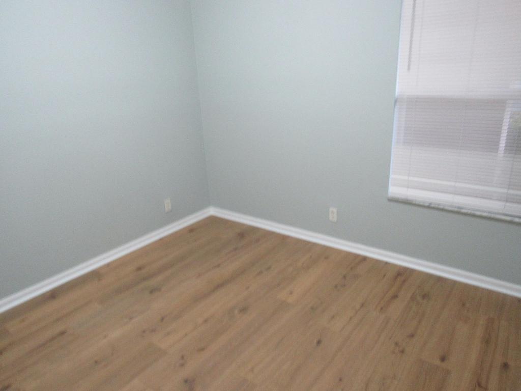 4515 Oak Terrace Drive