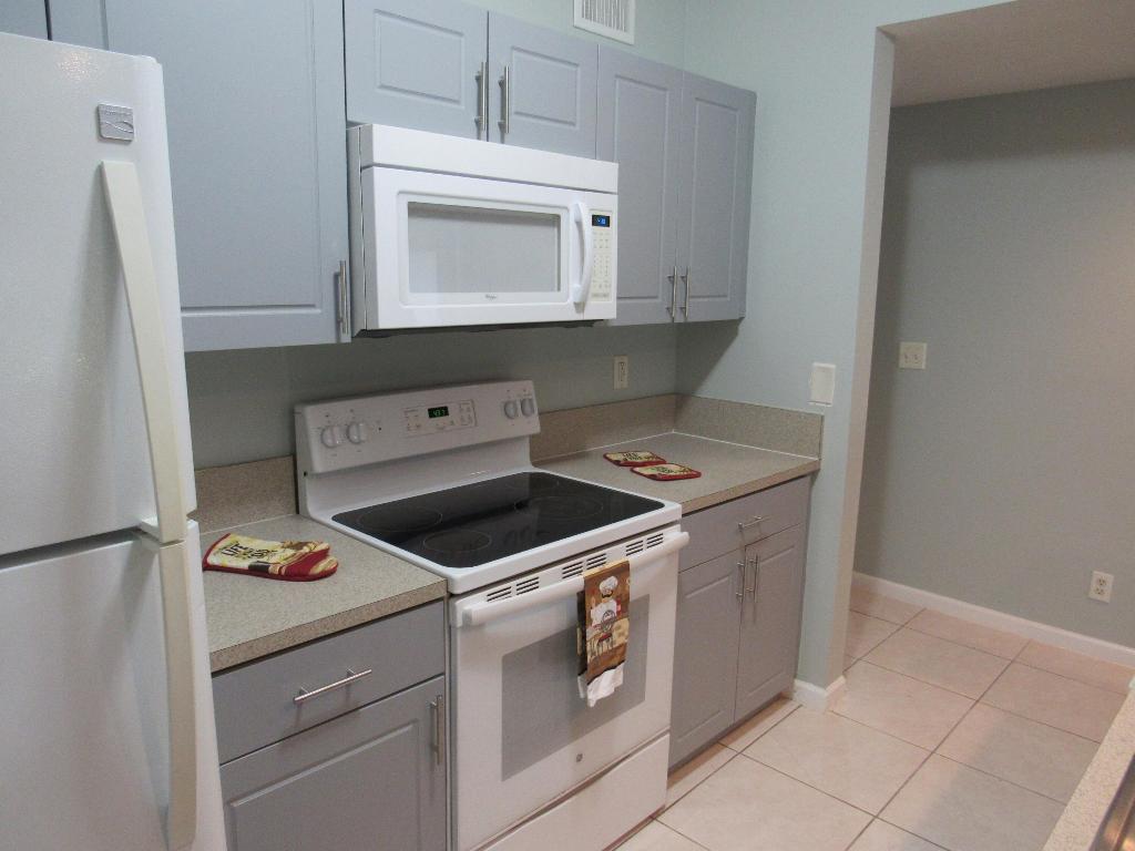 4515 Oak Terrace Drive