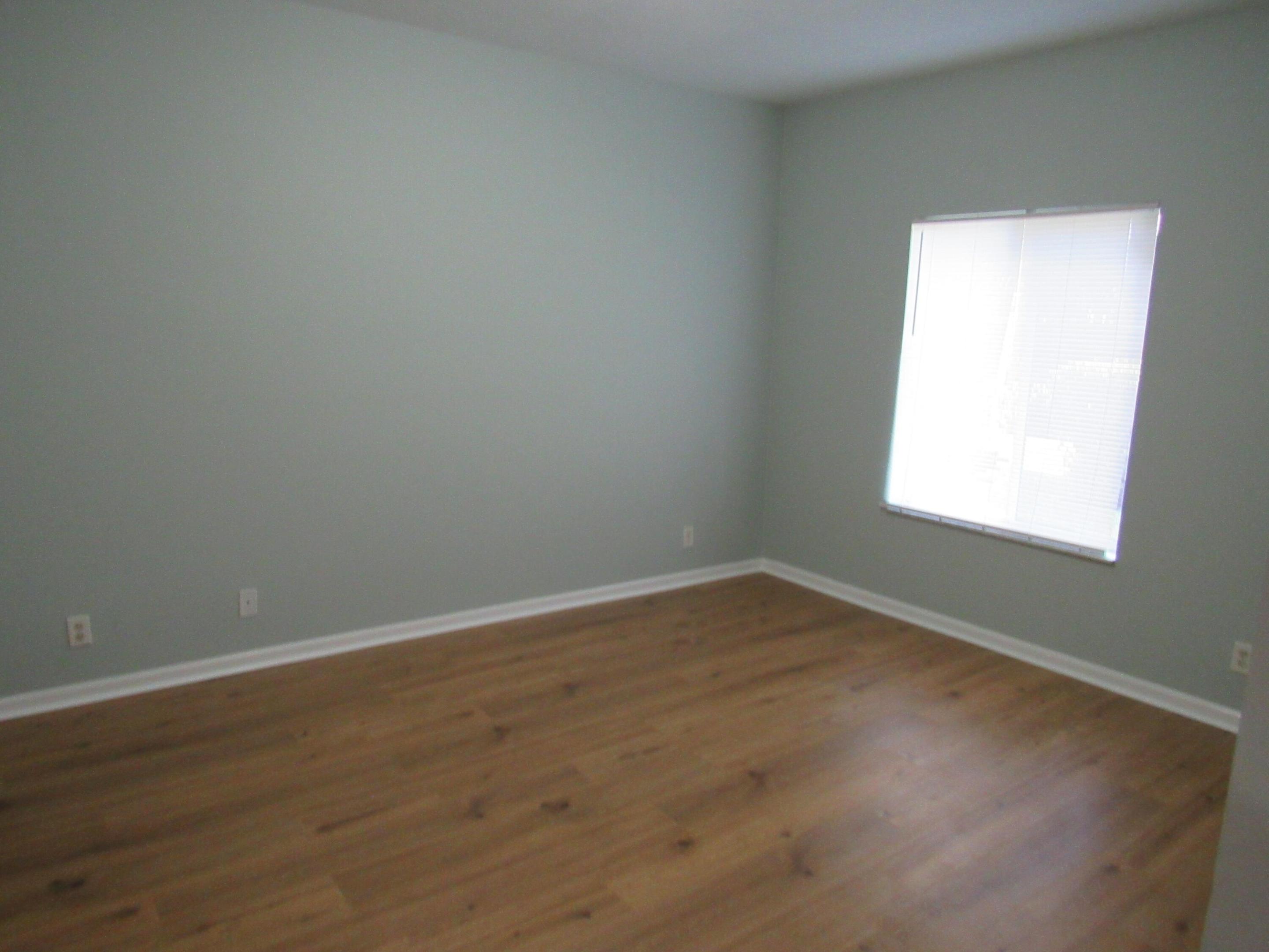 4515 Oak Terrace Drive