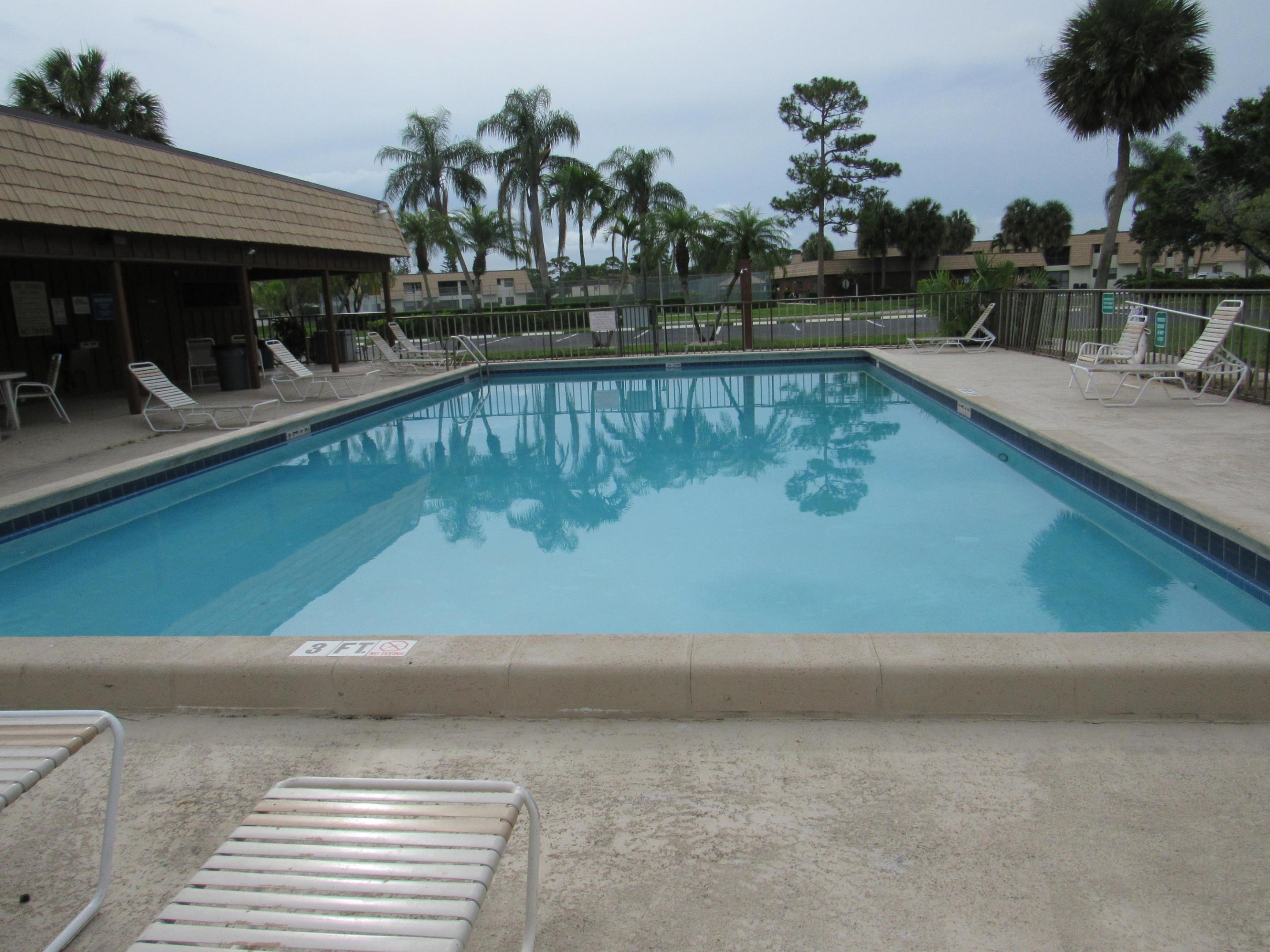 4515 Oak Terrace Drive