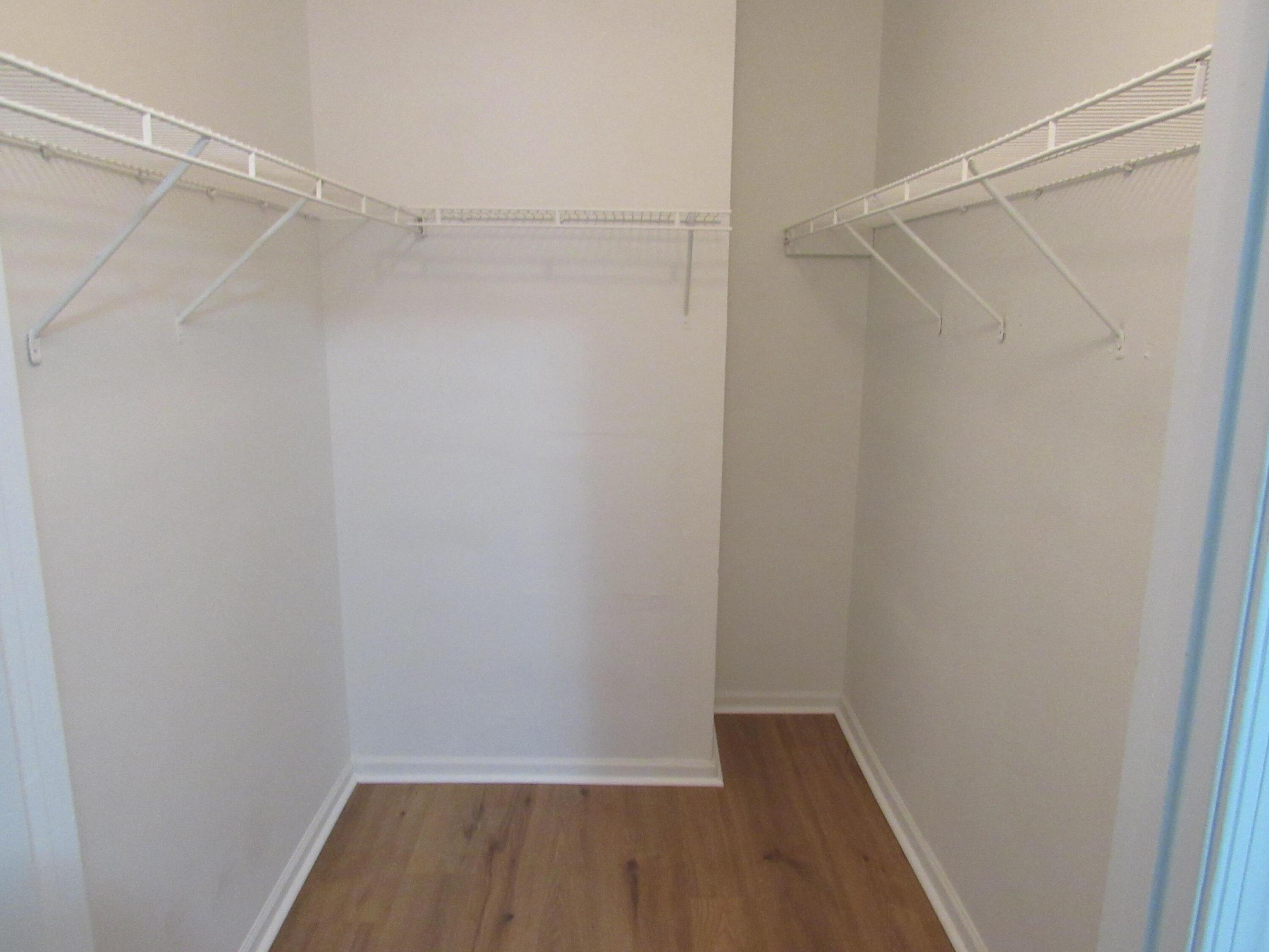 4515 Oak Terrace Drive