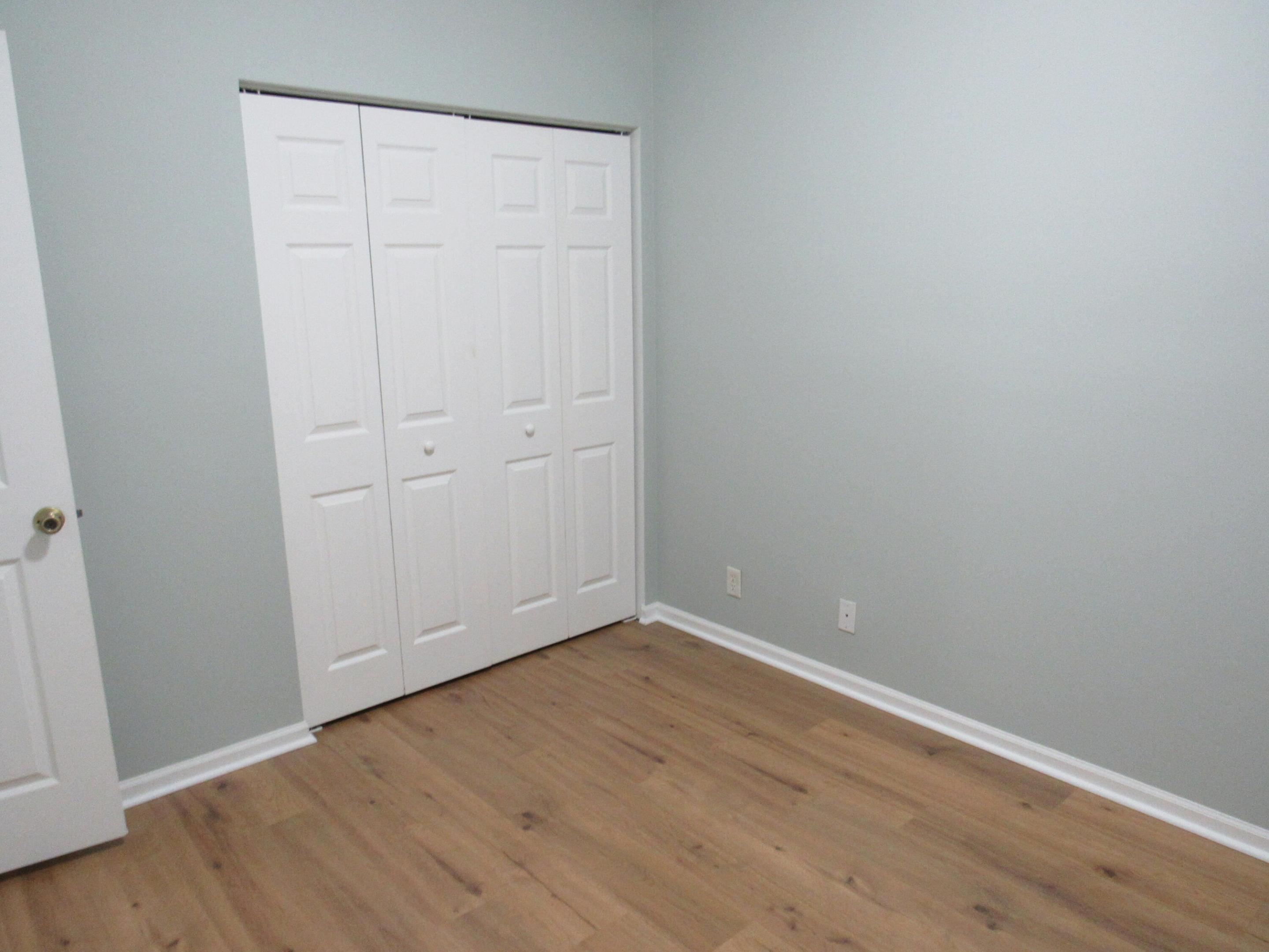 4515 Oak Terrace Drive