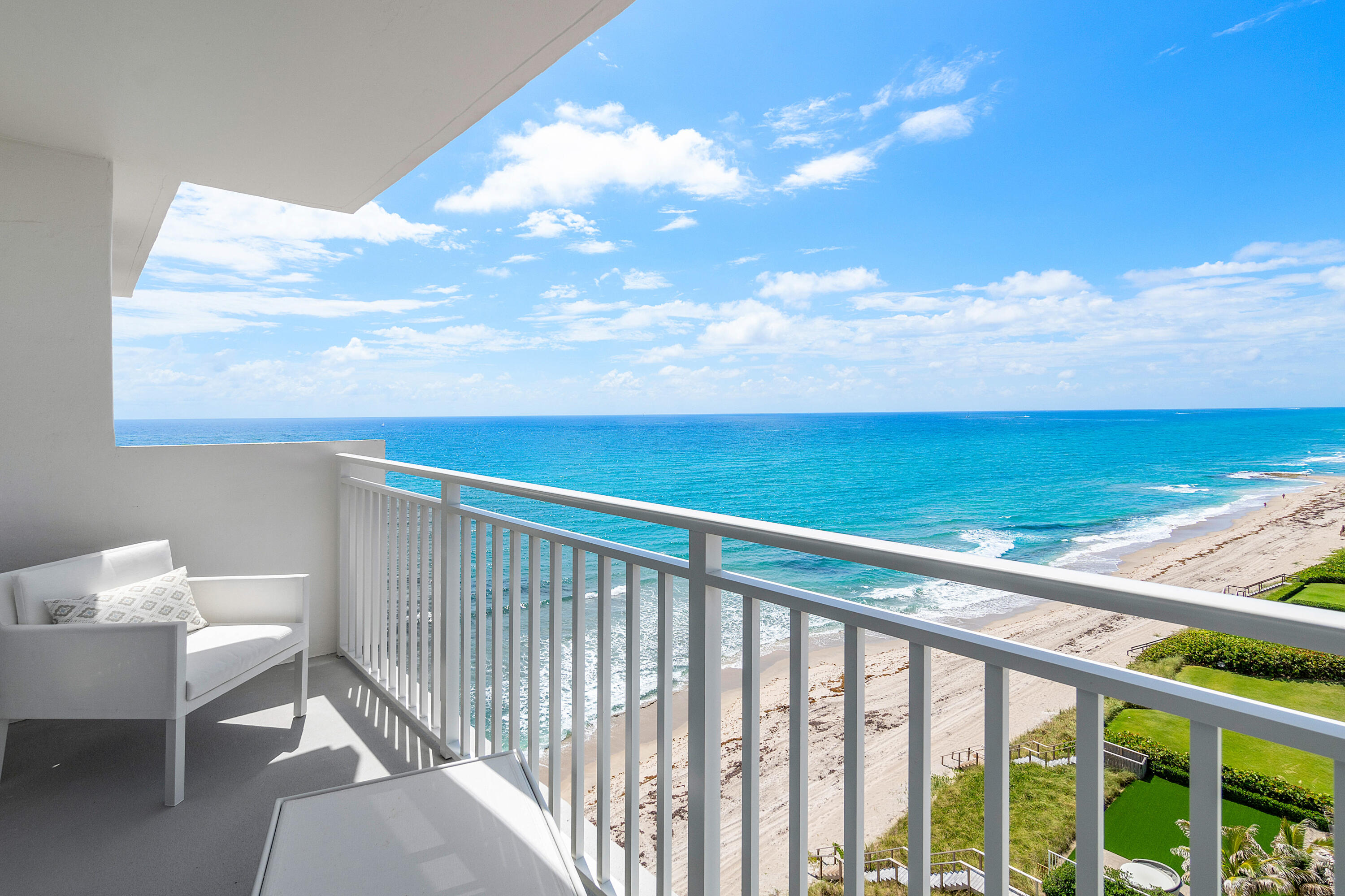 4511 S Ocean Boulevard 907