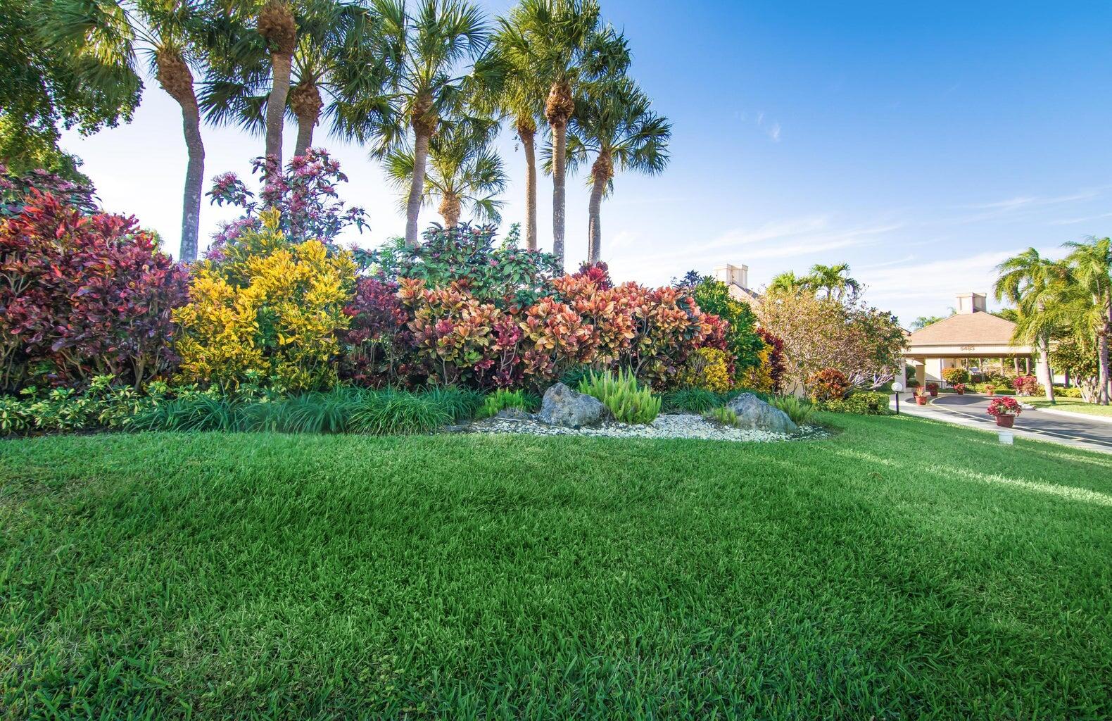 5355 10th Fairway Drive Unit #2