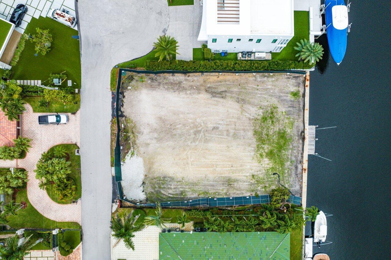 4211 Intracoastal Drive