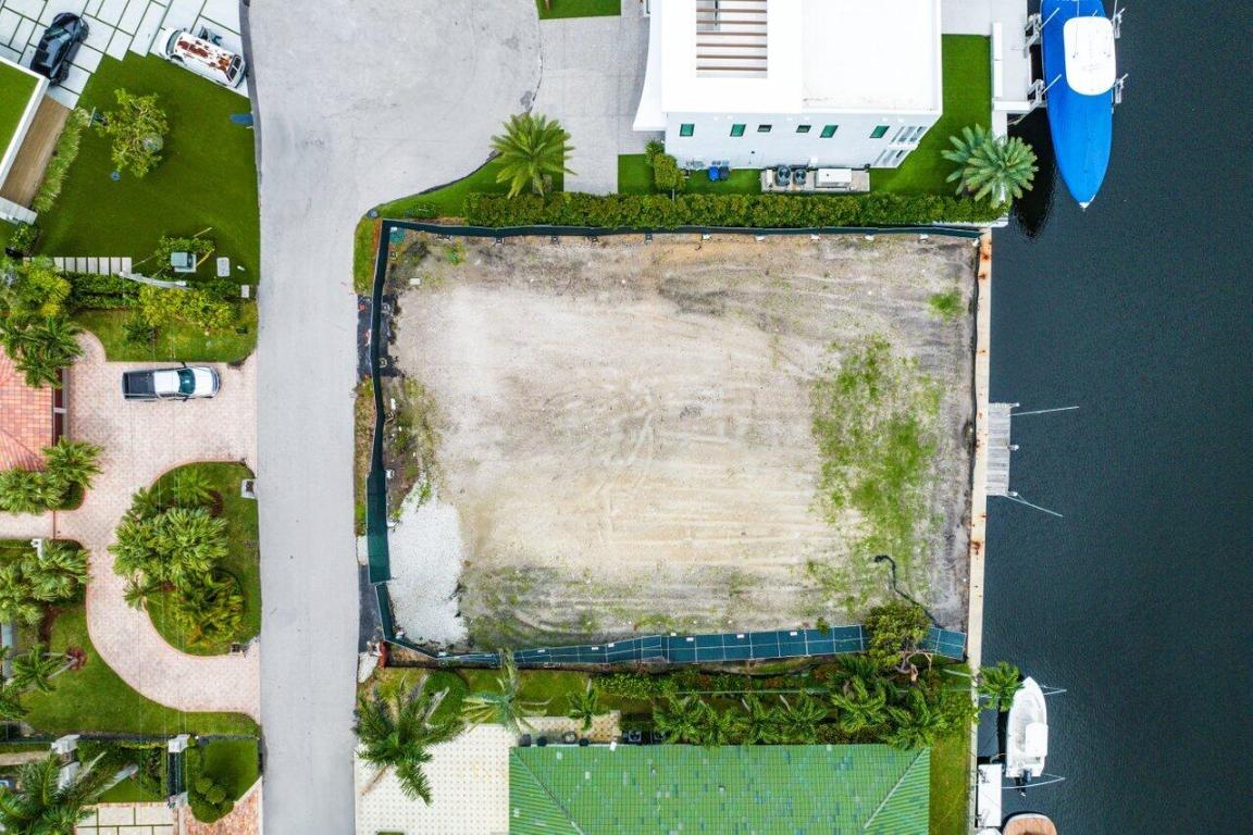 4211 Intracoastal Drive