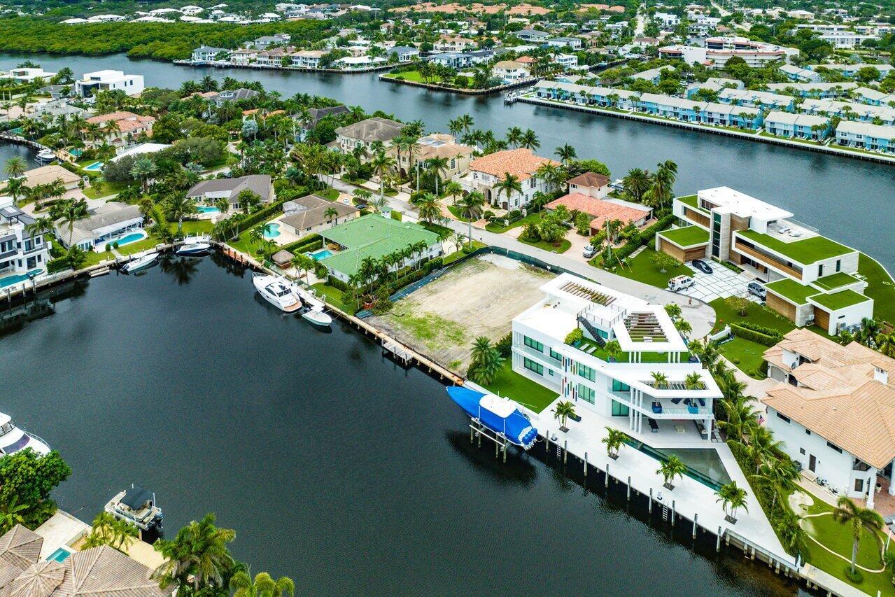 4211 Intracoastal Drive