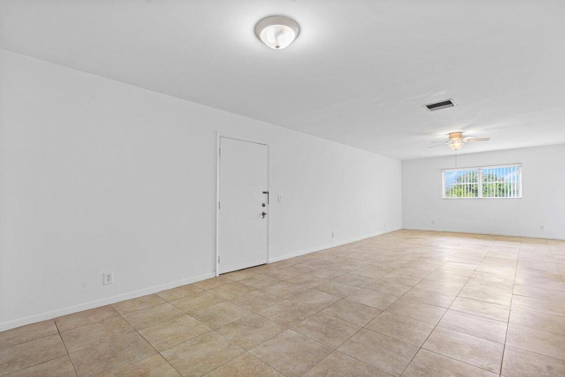 22725 SW 66th Avenue 204