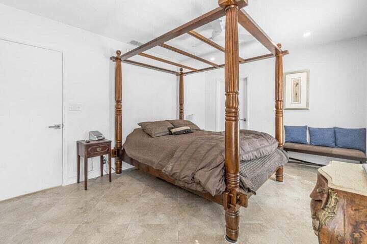 653 NW 10th Court