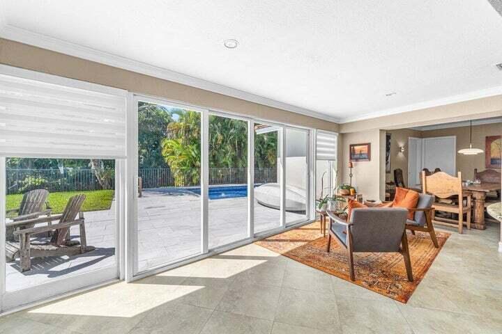 653 NW 10th Court