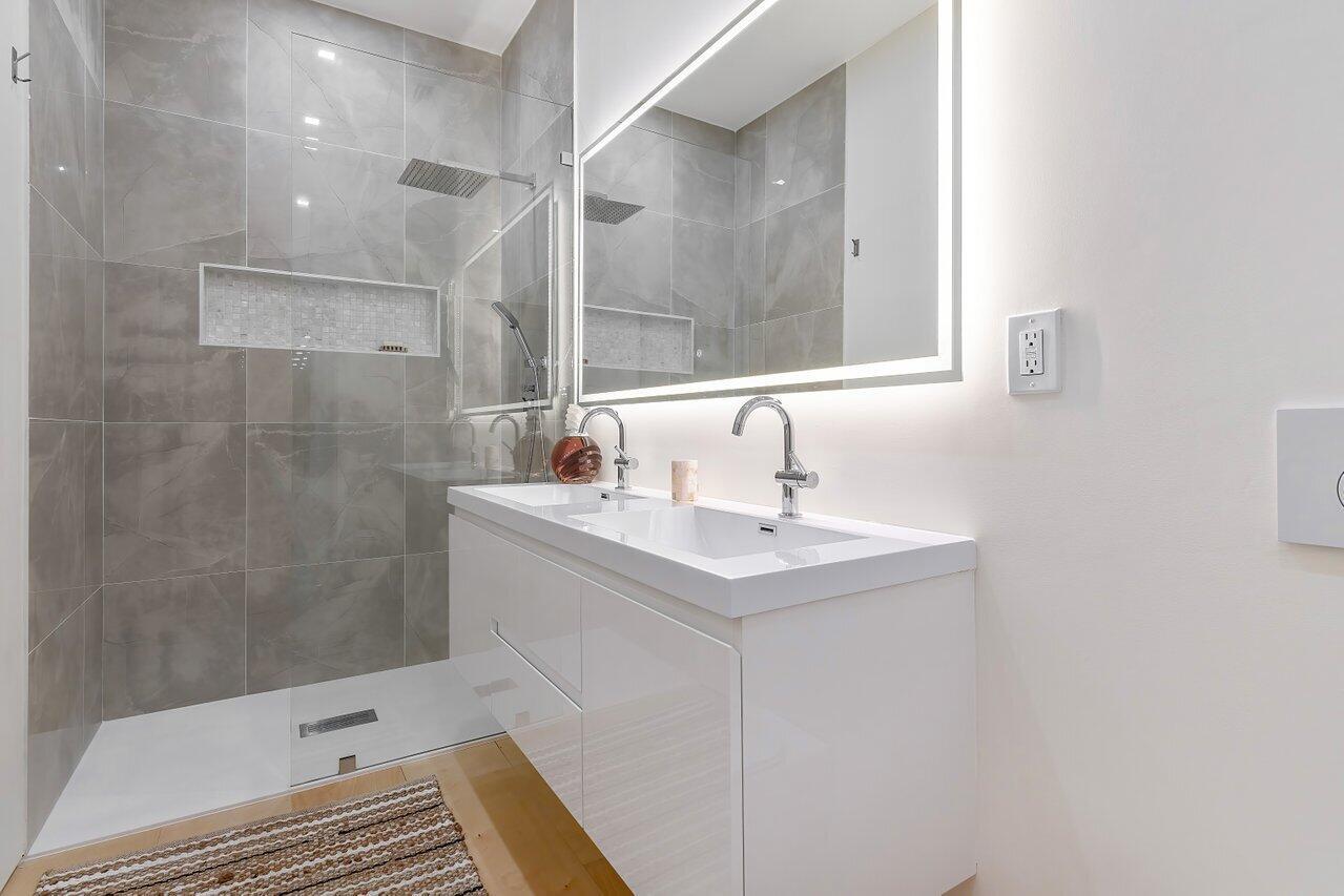 3512 SE 1st Street Boynton Beach 33435