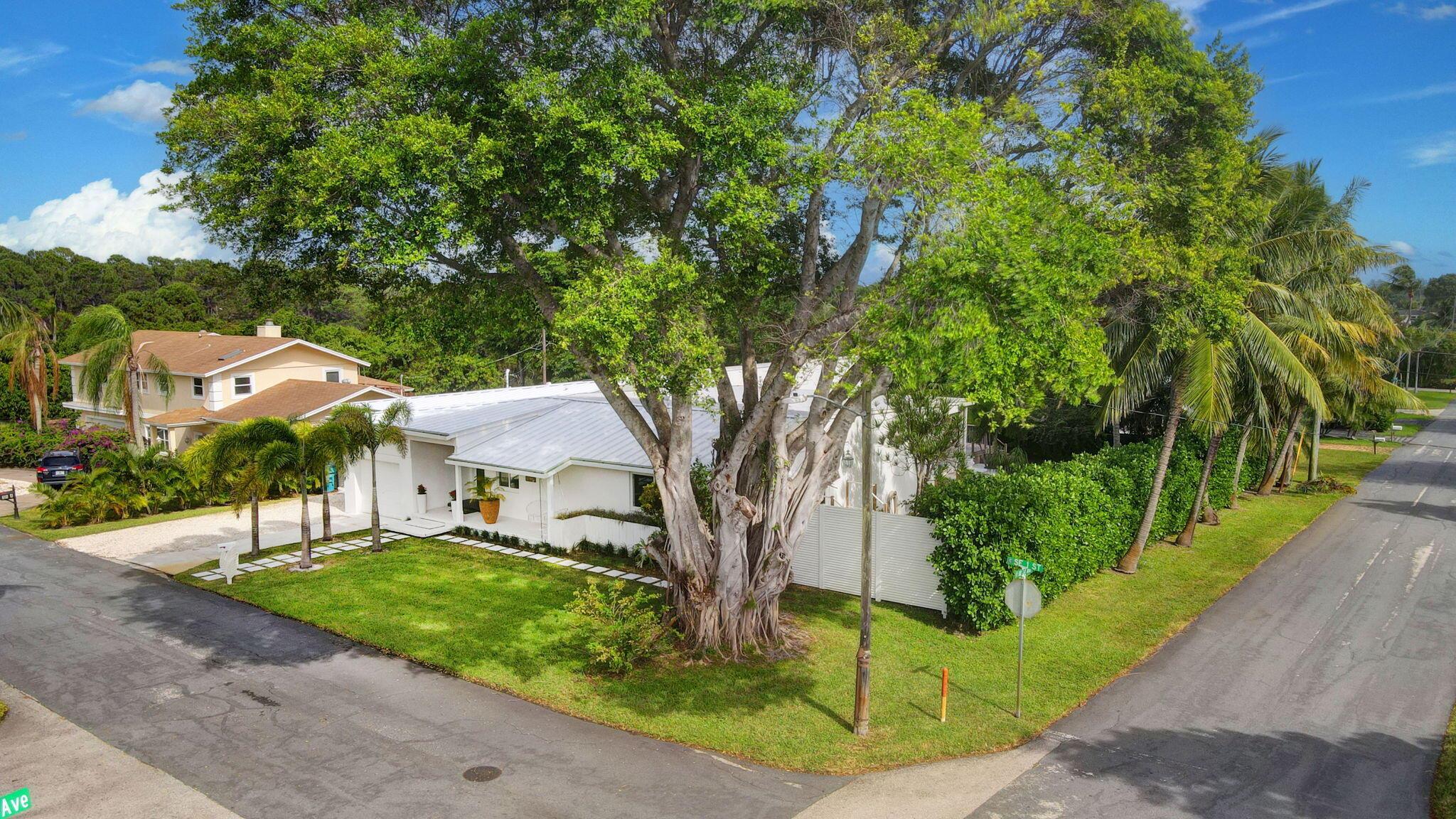 3512 SE 1st Street Boynton Beach 33435