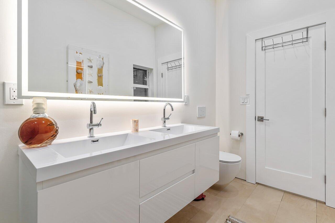 3512 SE 1st Street Boynton Beach 33435