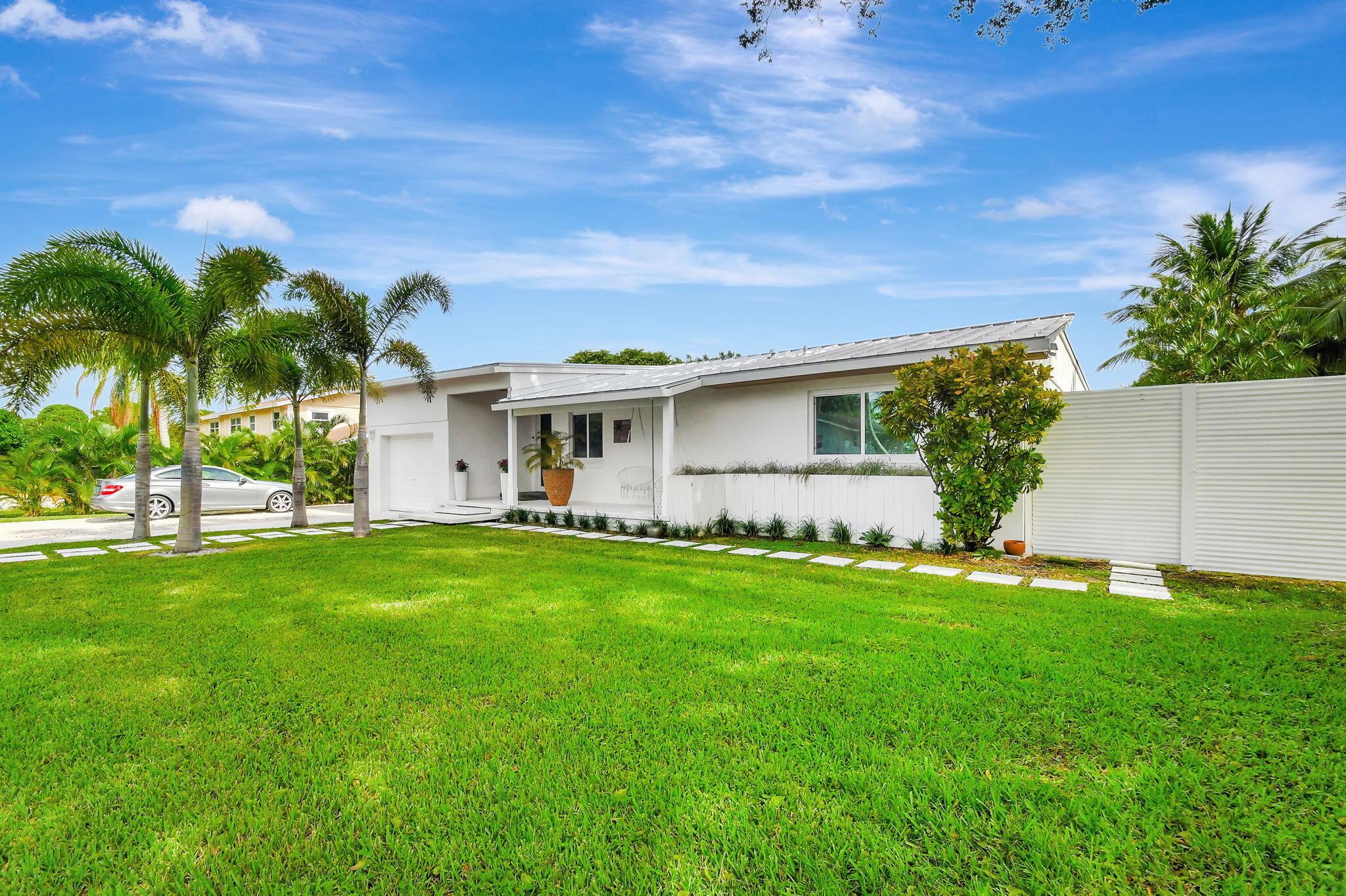 3512 SE 1st Street Boynton Beach 33435