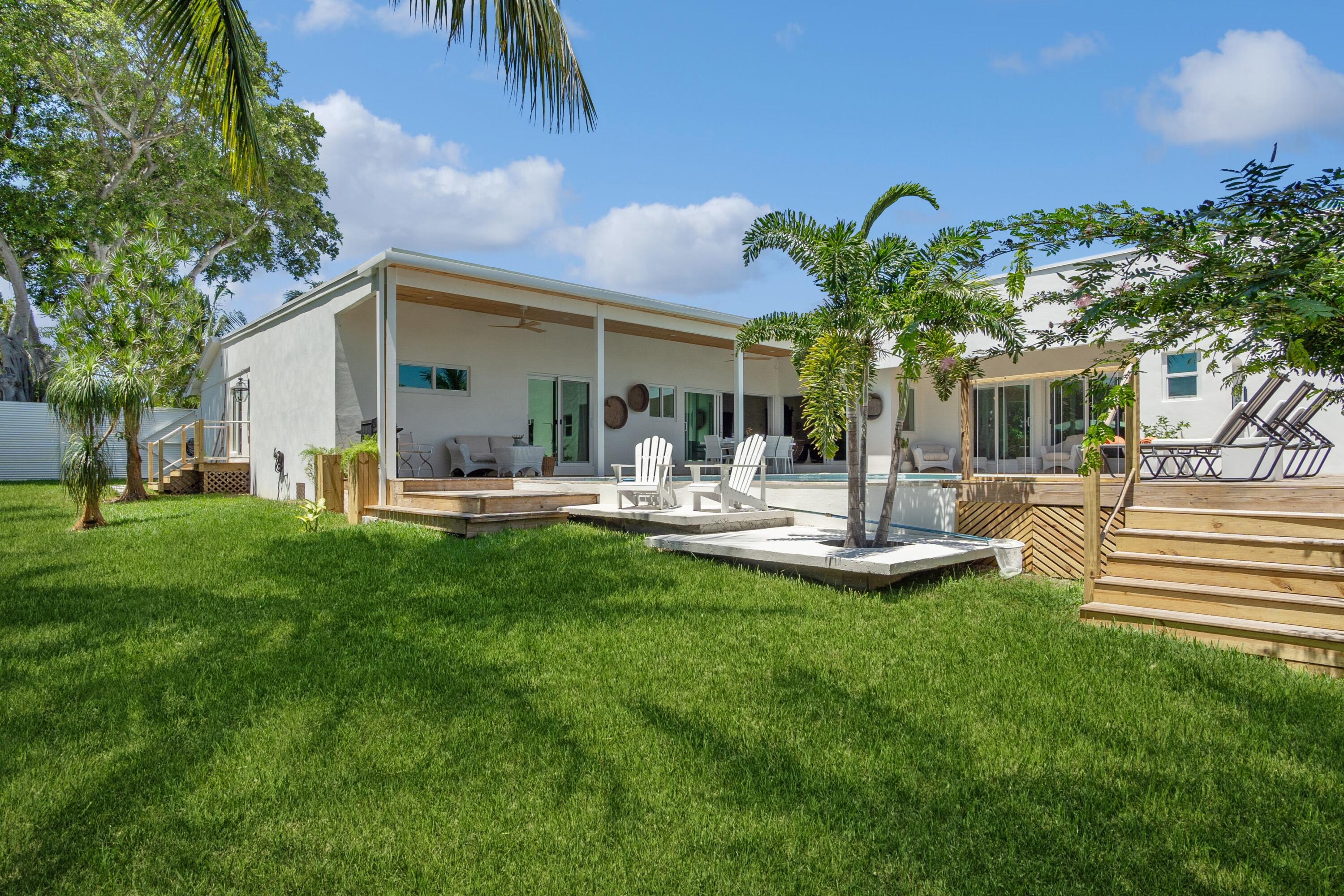 3512 SE 1st Street Boynton Beach 33435