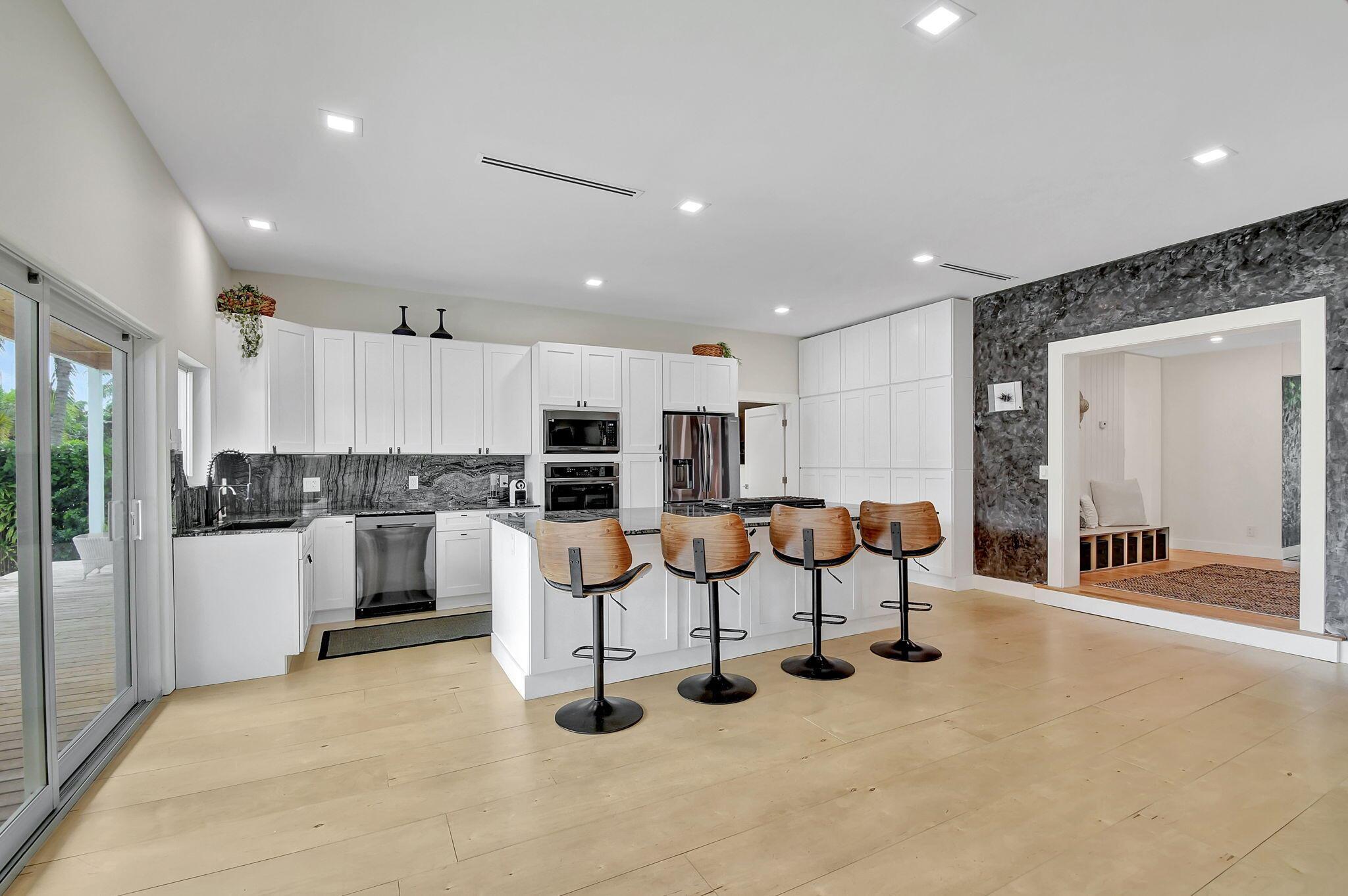 3512 SE 1st Street Boynton Beach 33435