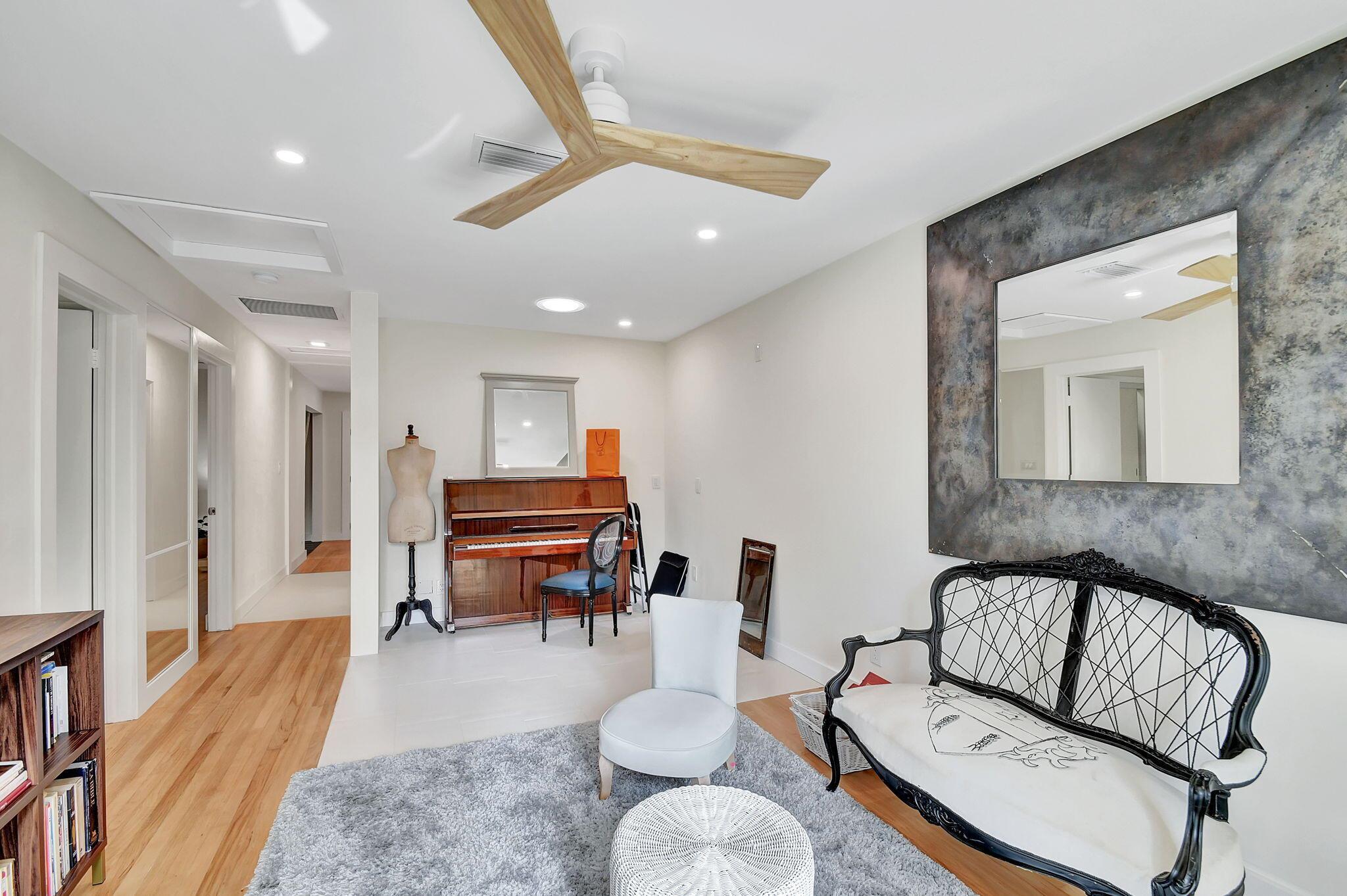 3512 SE 1st Street Boynton Beach 33435