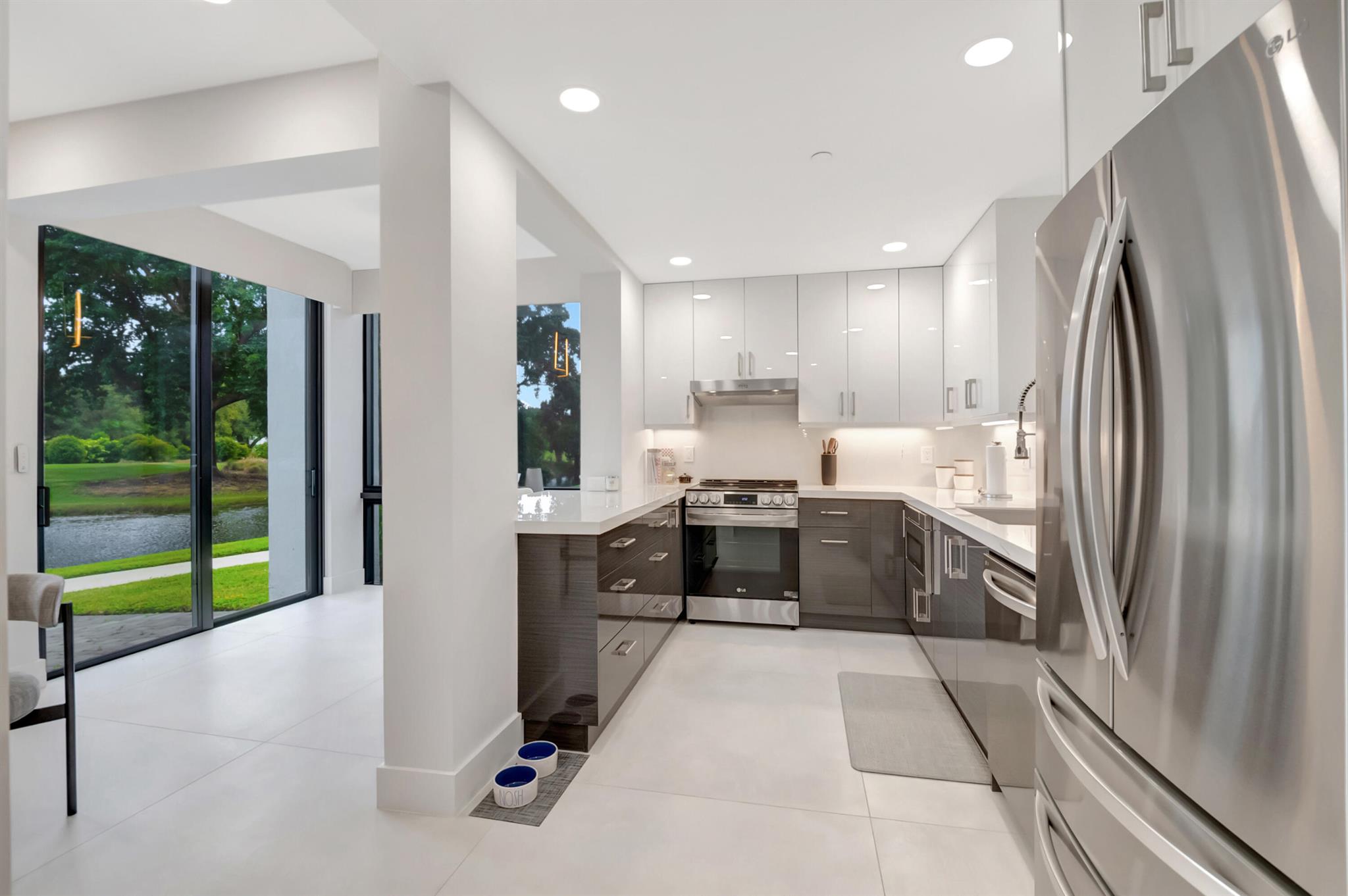 7738 Lakeside 315 Boulevard 315