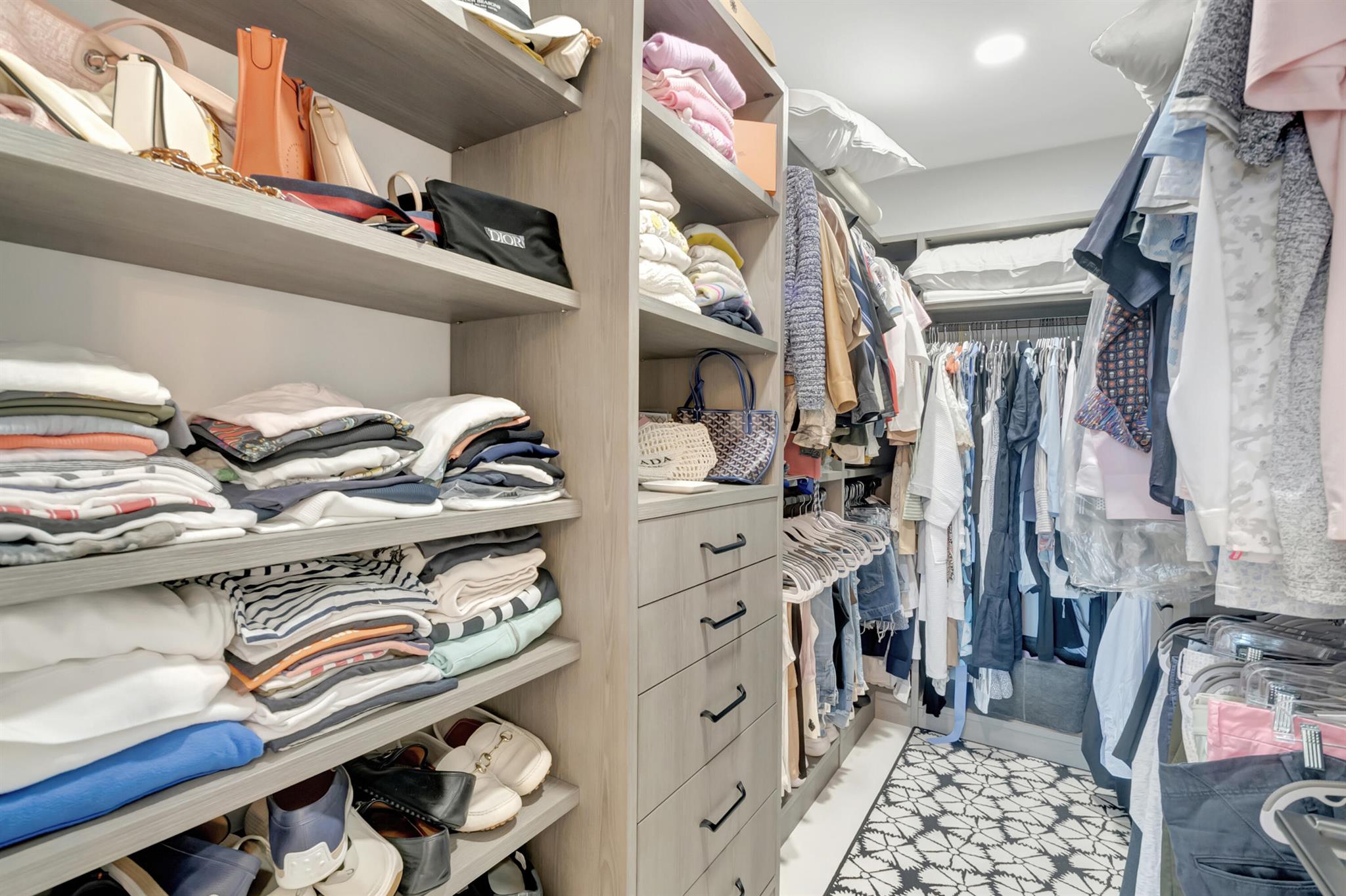 7738 Lakeside 315 Boulevard 315