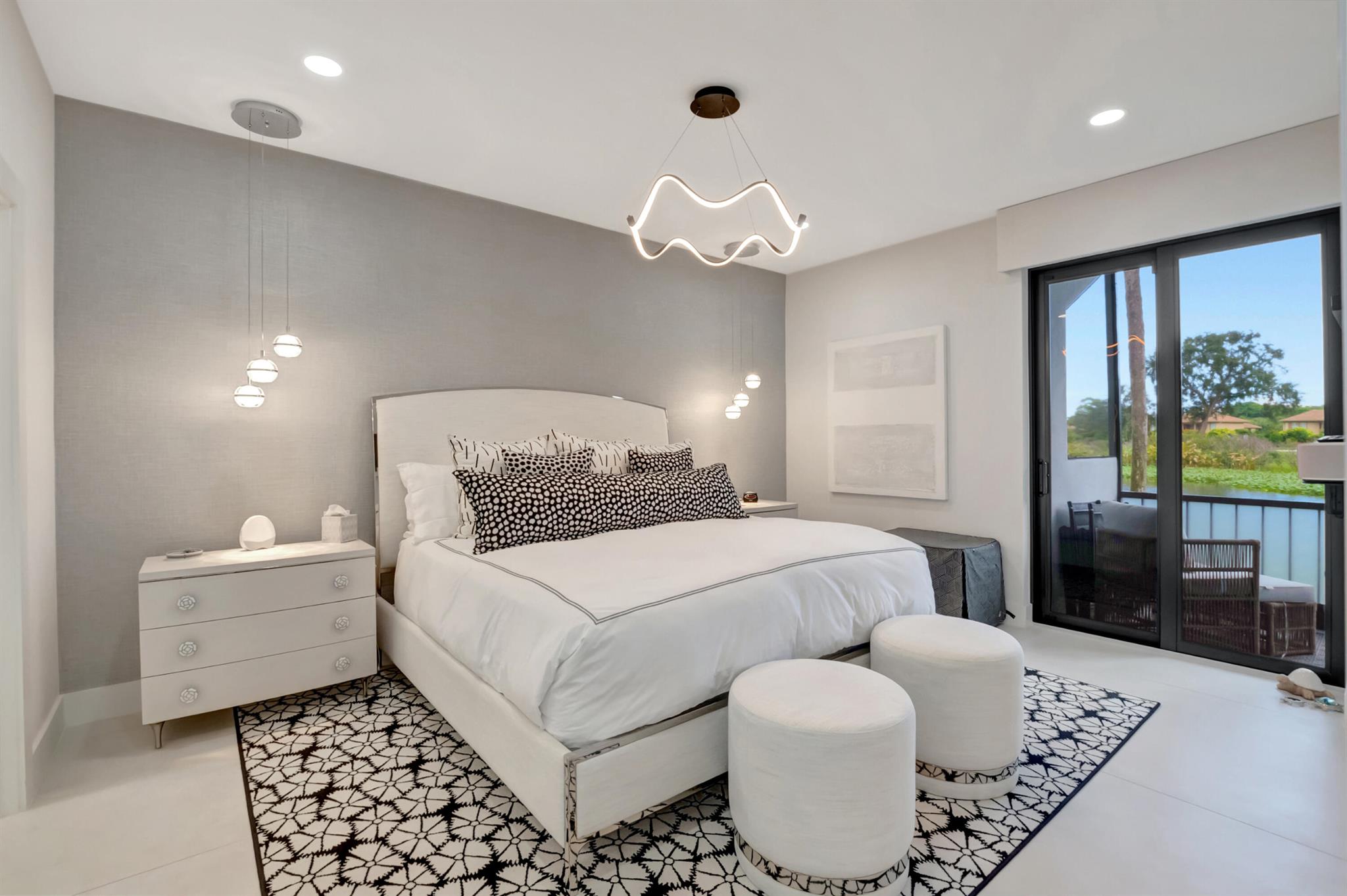 7738 Lakeside 315 Boulevard 315