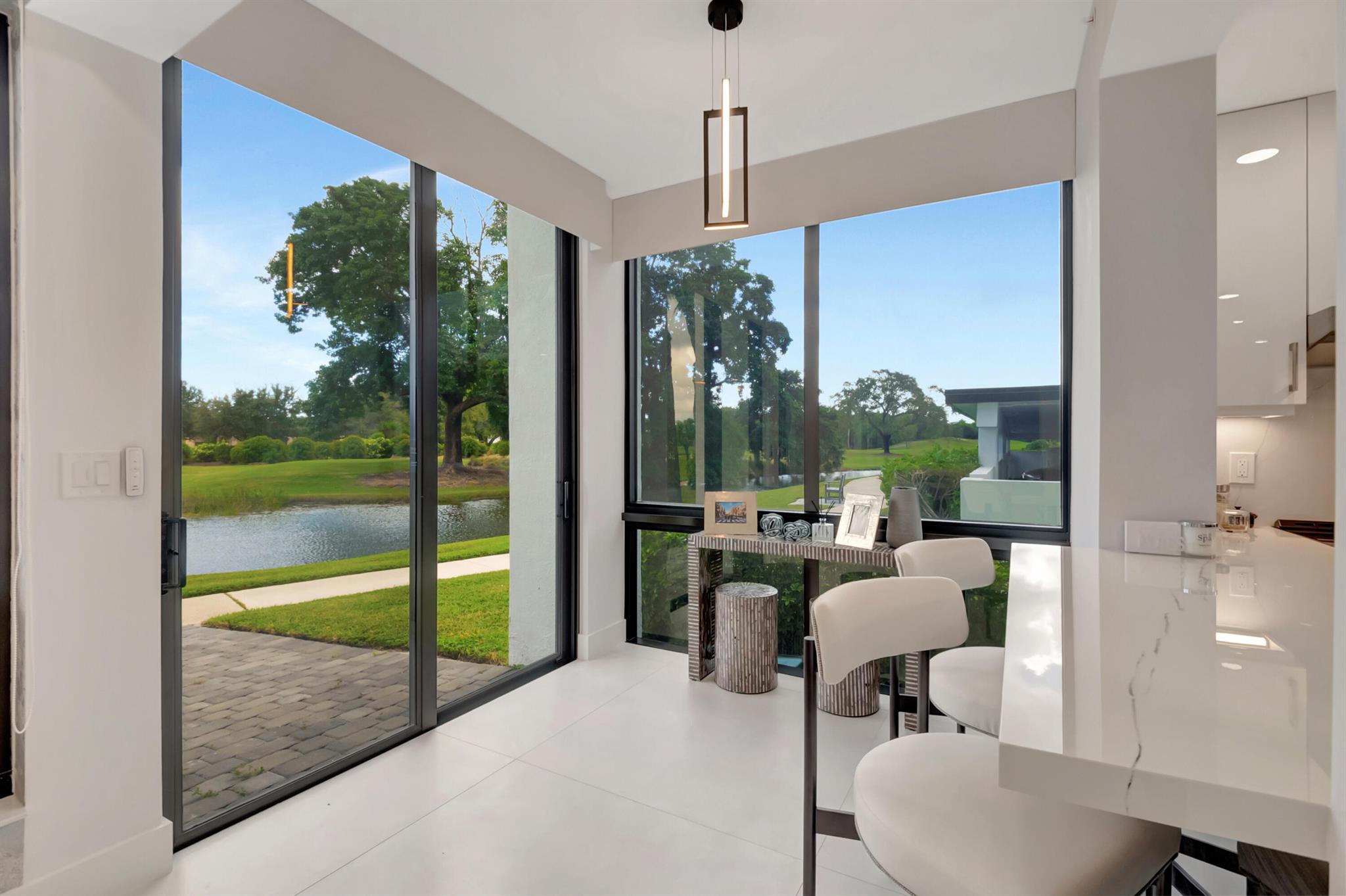 7738 Lakeside 315 Boulevard 315