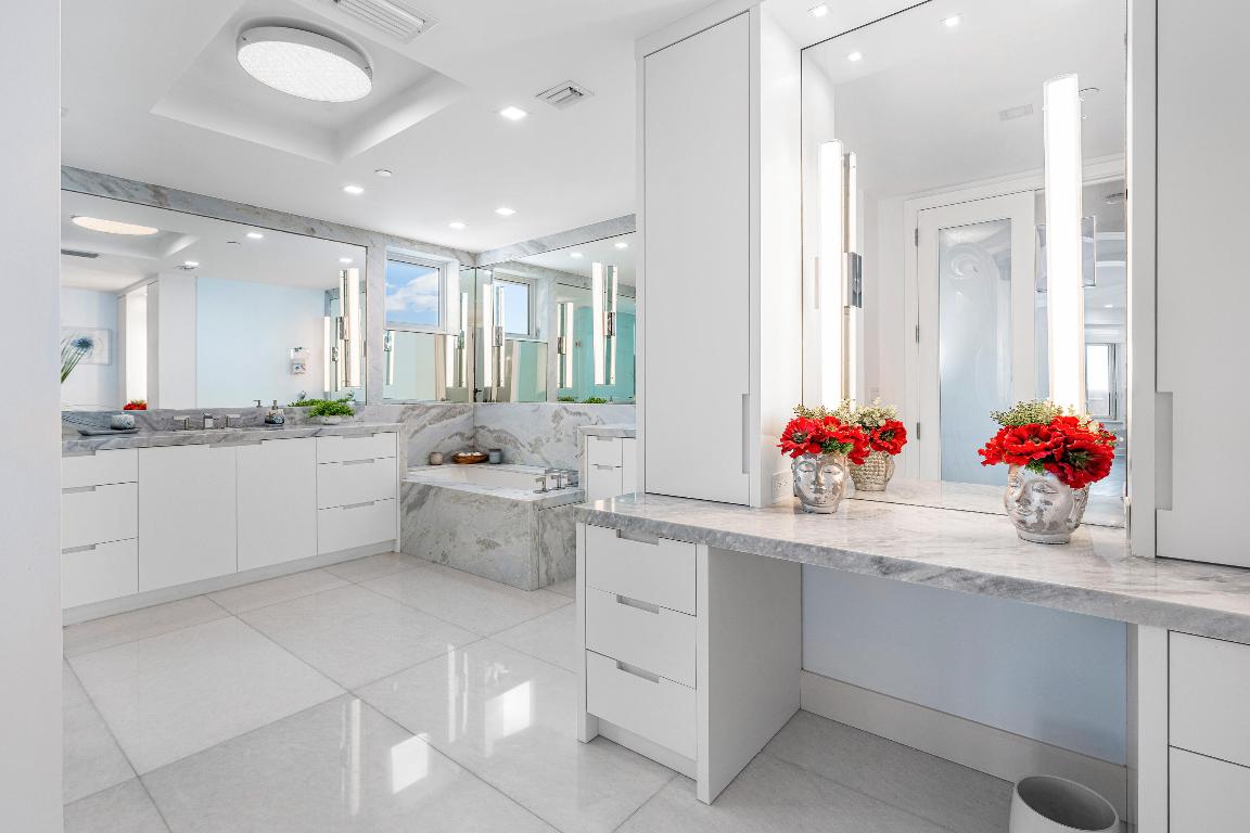 2070 N Ocean Boulevard Ph4