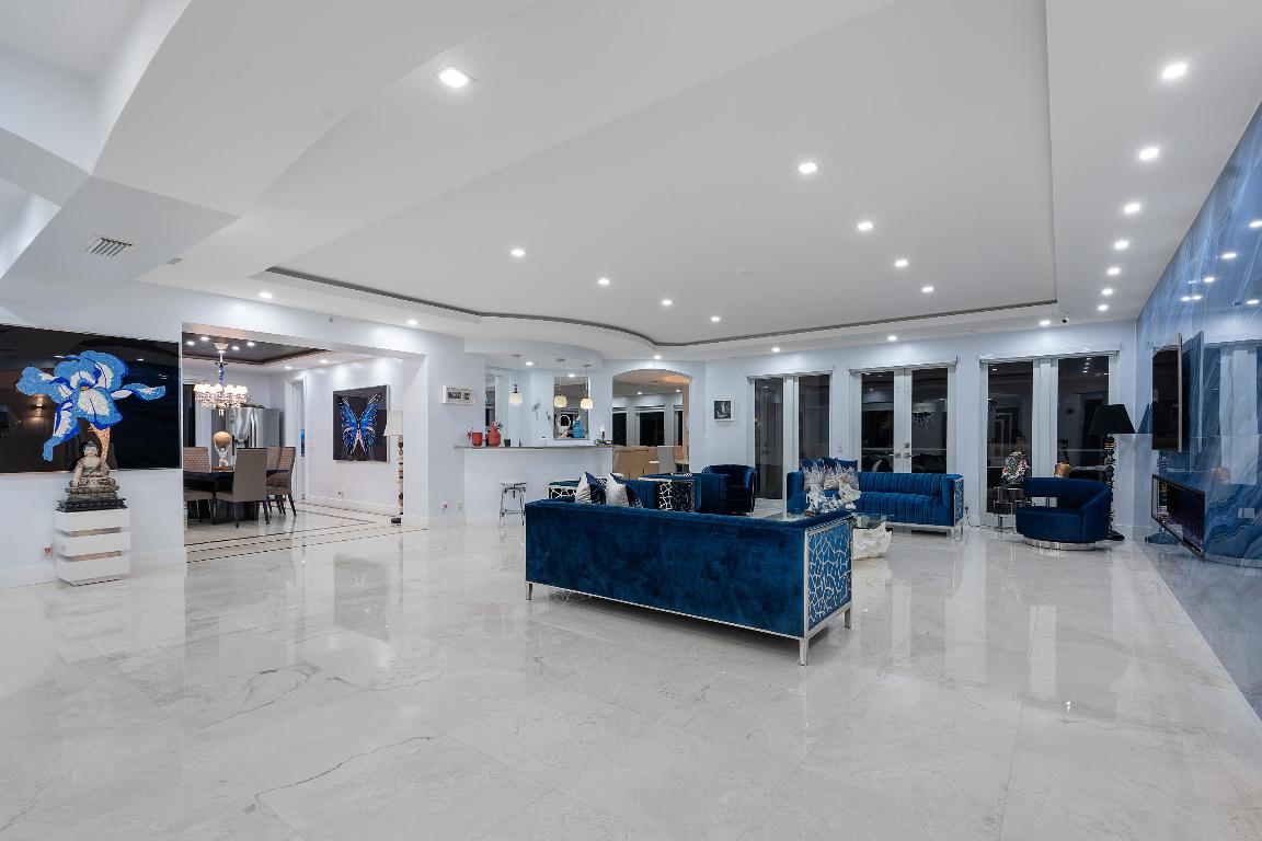 2070 N Ocean Boulevard Ph4