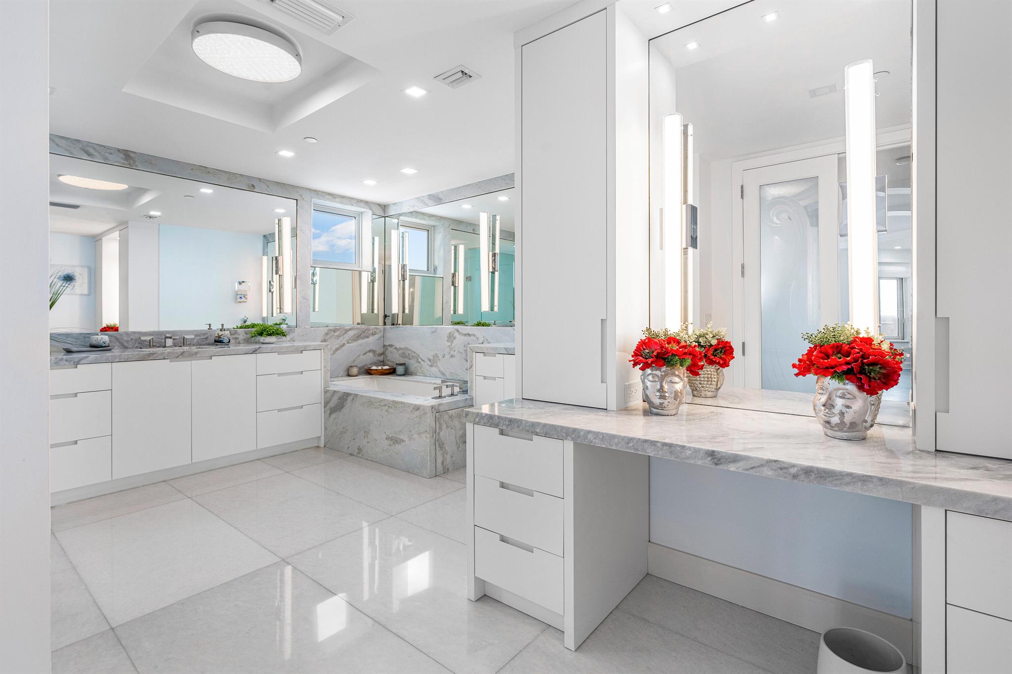 2070 N Ocean Boulevard Ph4