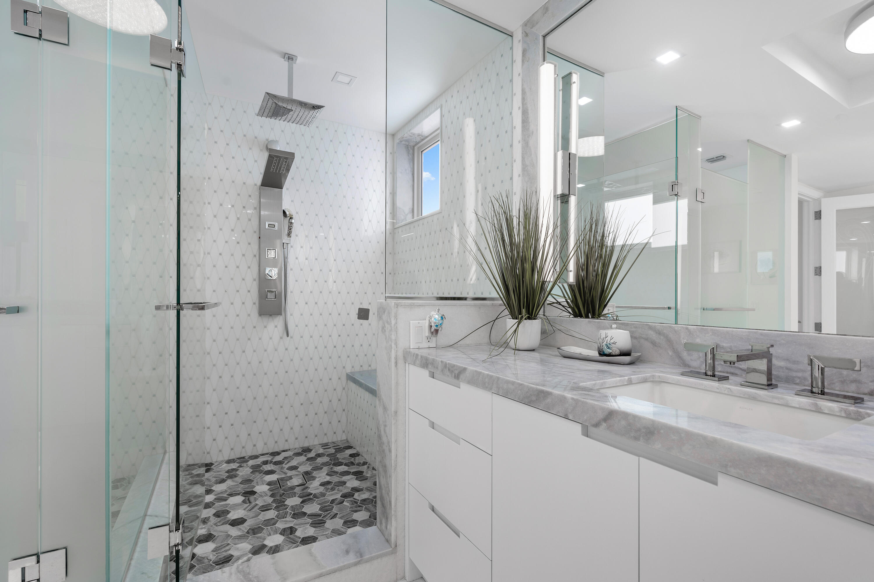 2070 N Ocean Boulevard Ph4