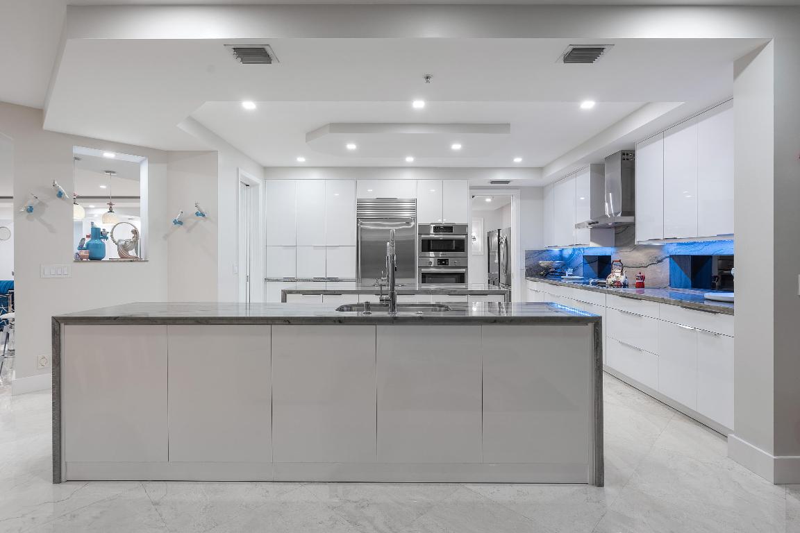 2070 N Ocean Boulevard Ph4