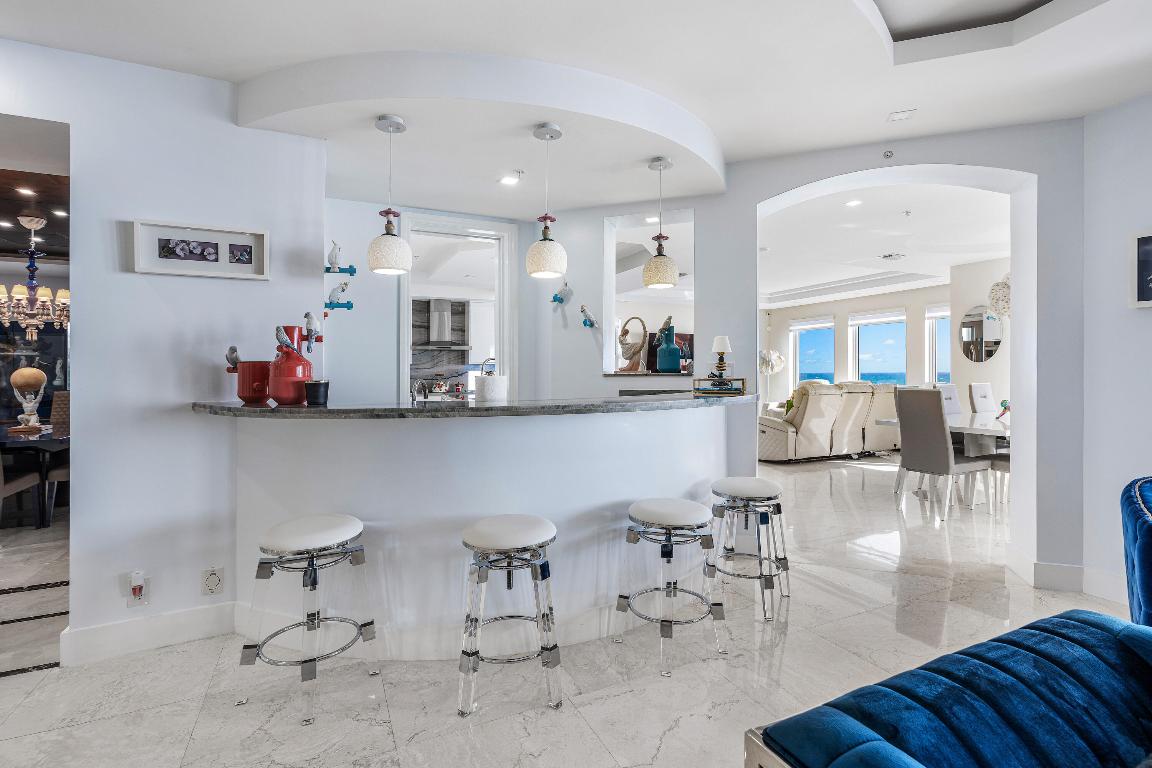 2070 N Ocean Boulevard Ph4