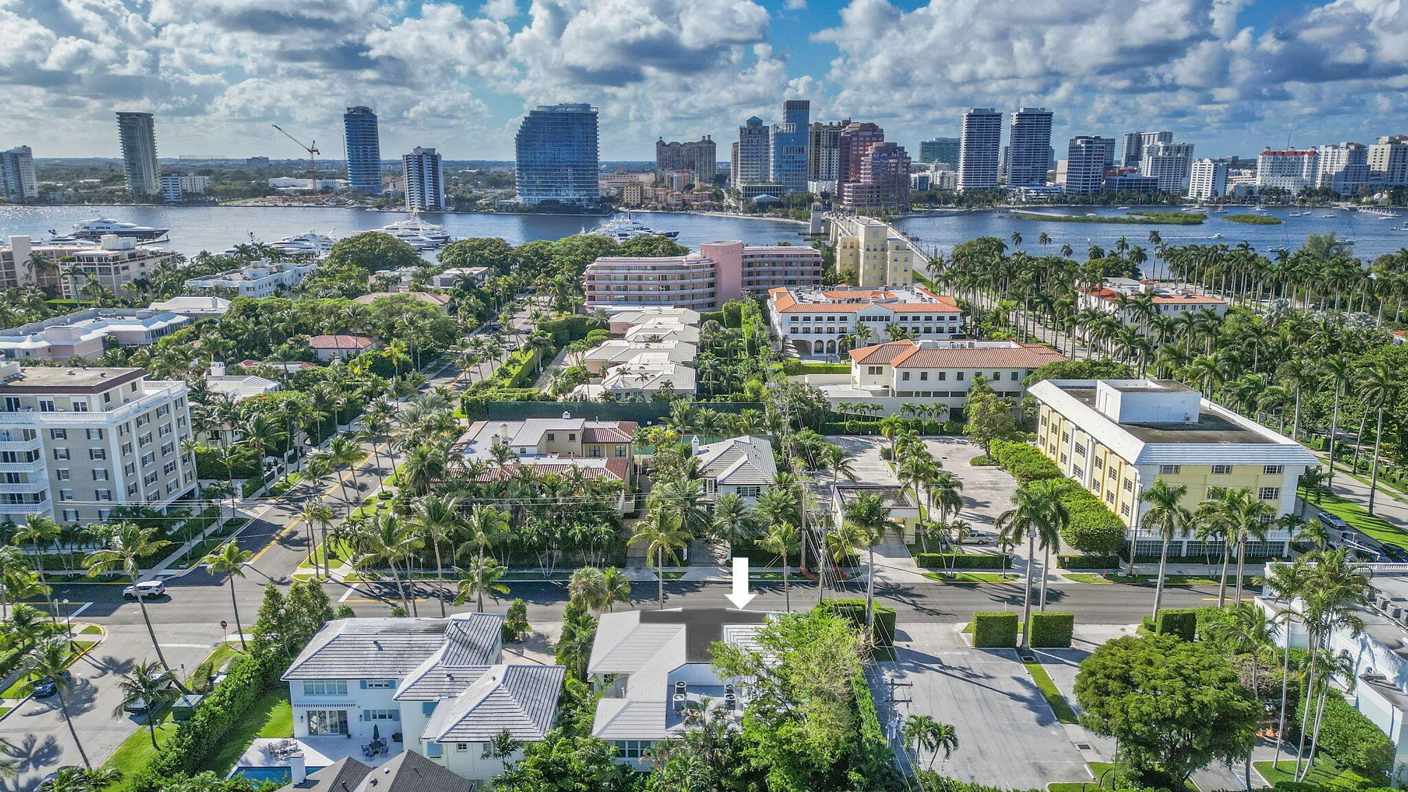 311 Cocoanut Row 101