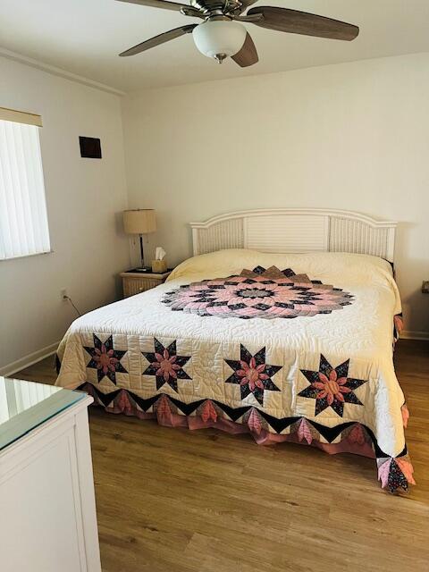 1201 Seafarer Circle 204