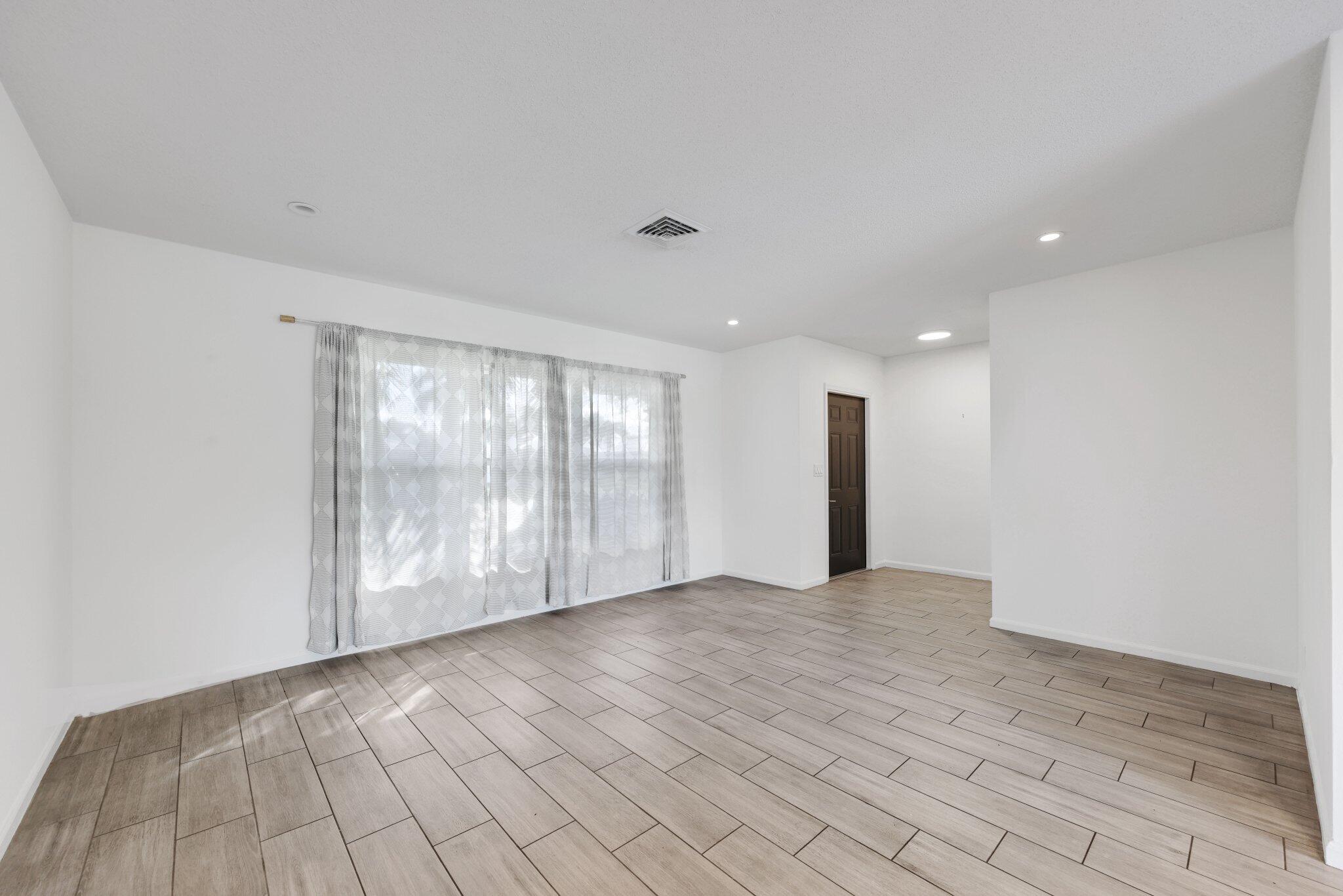 1333 SW 13th Place
