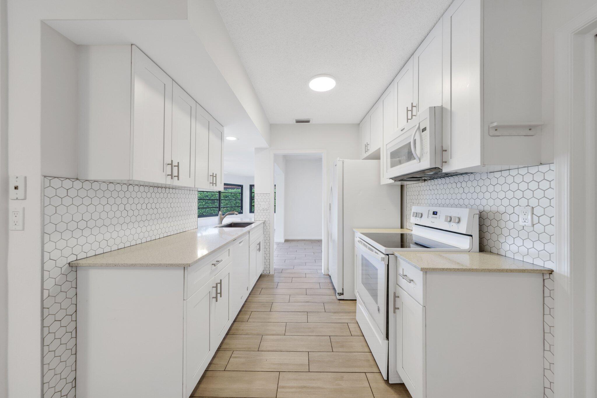 1333 SW 13th Place