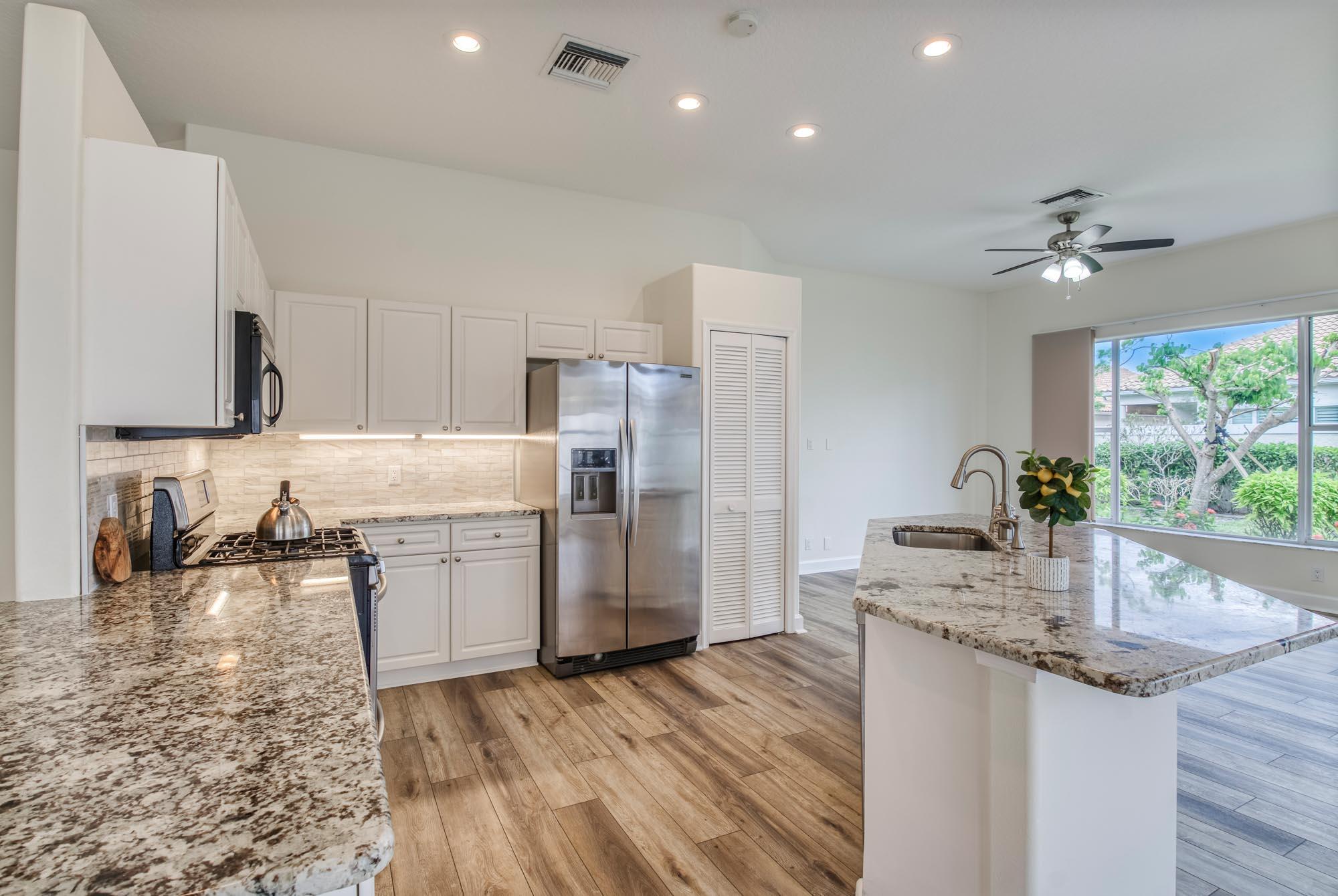 942 Augusta Pointe Drive